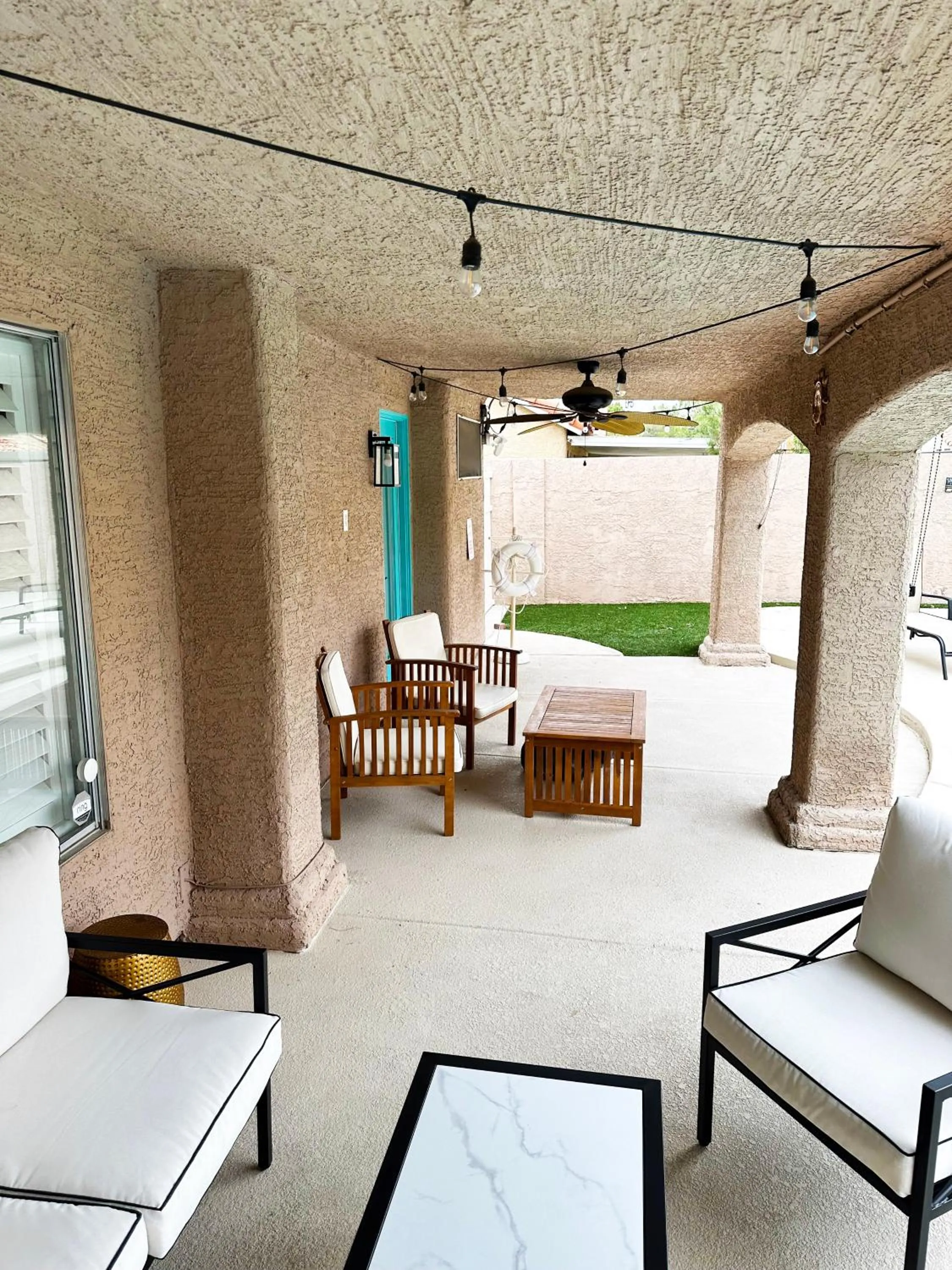 Patio in Mirage Pool House - Heart of LV, Swimming Pool, Games, heavenly relaxation