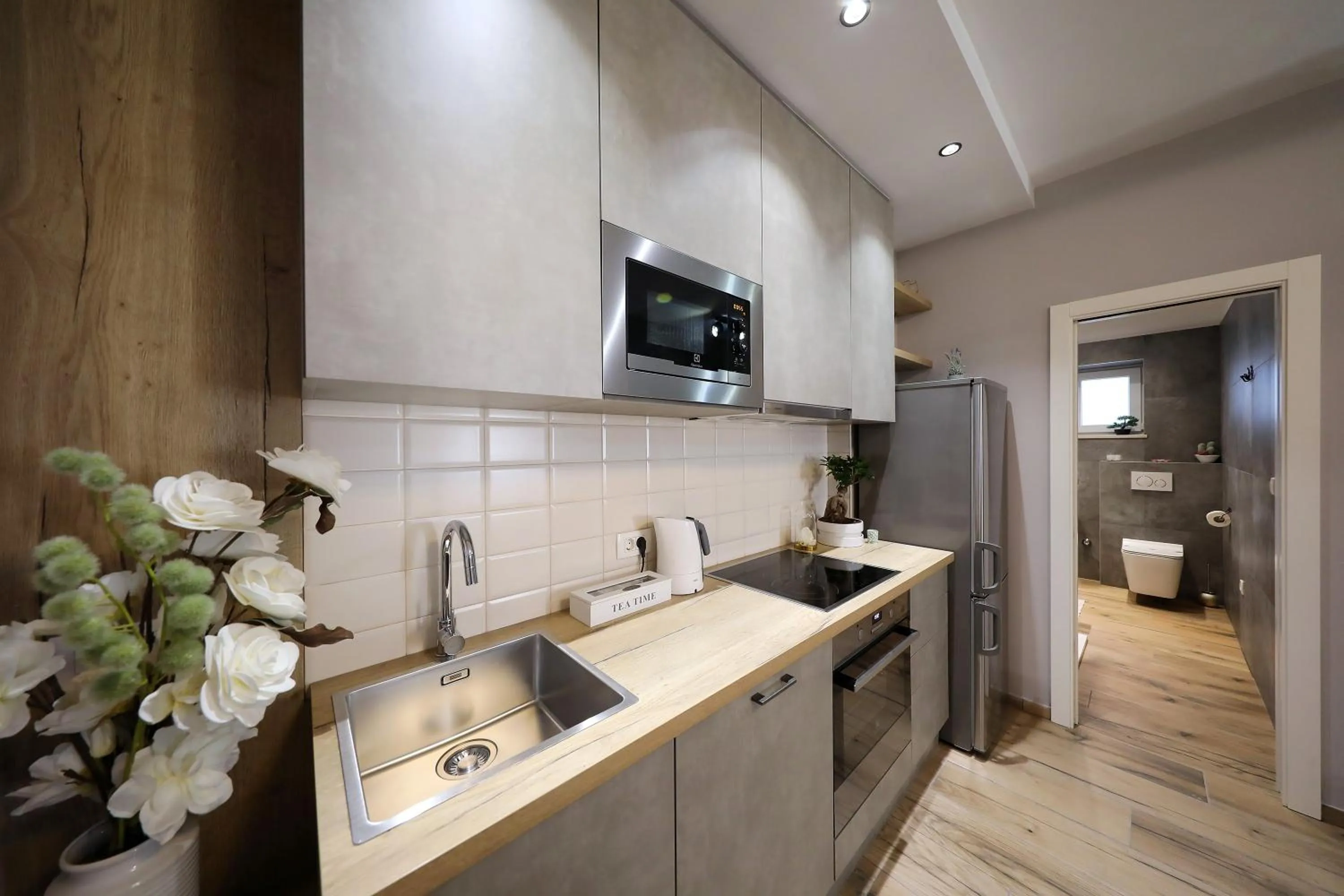 Kitchen or kitchenette in Aldo Apartments Center