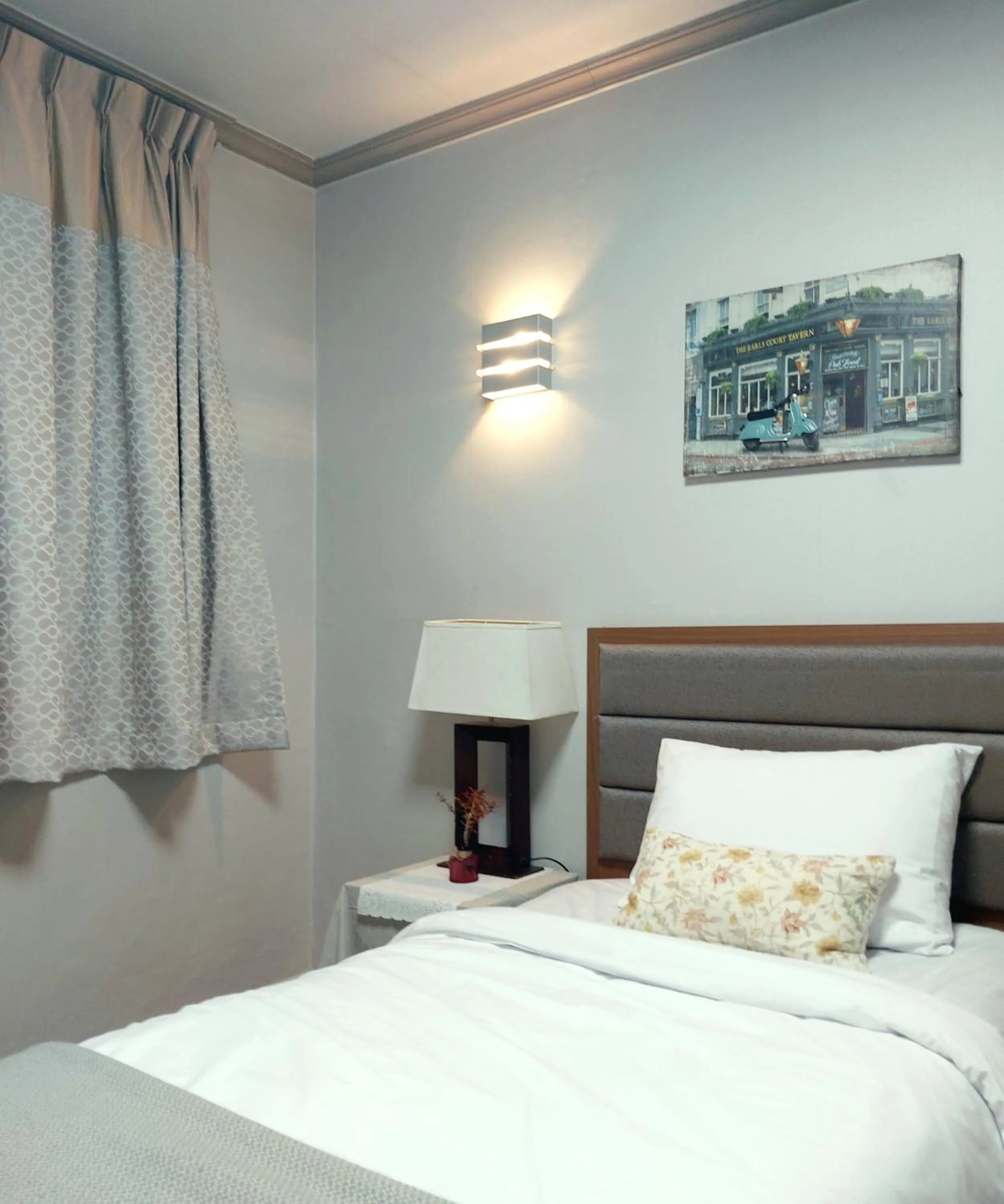 Buan Tree California Hotel