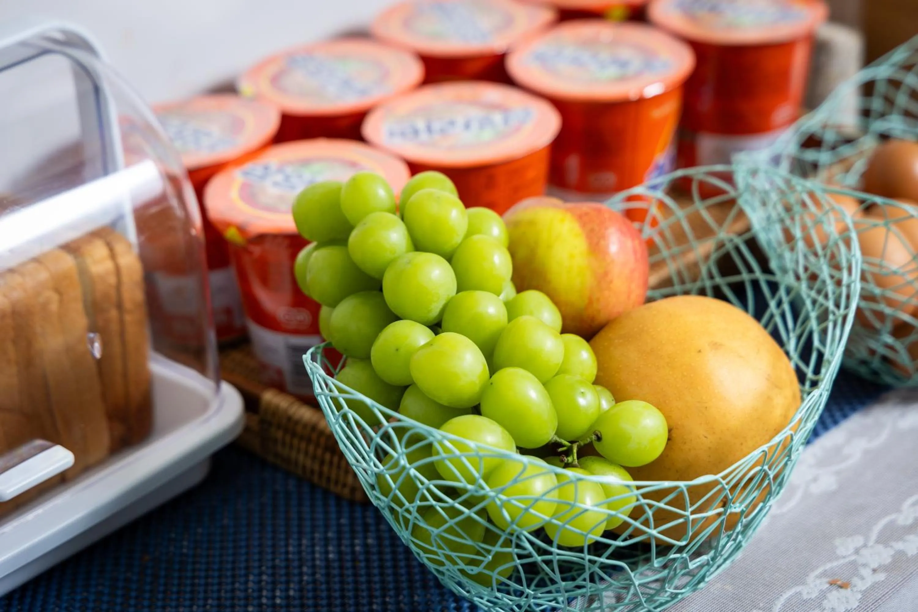 Restaurant/places to eat in Buan Tree California Hotel