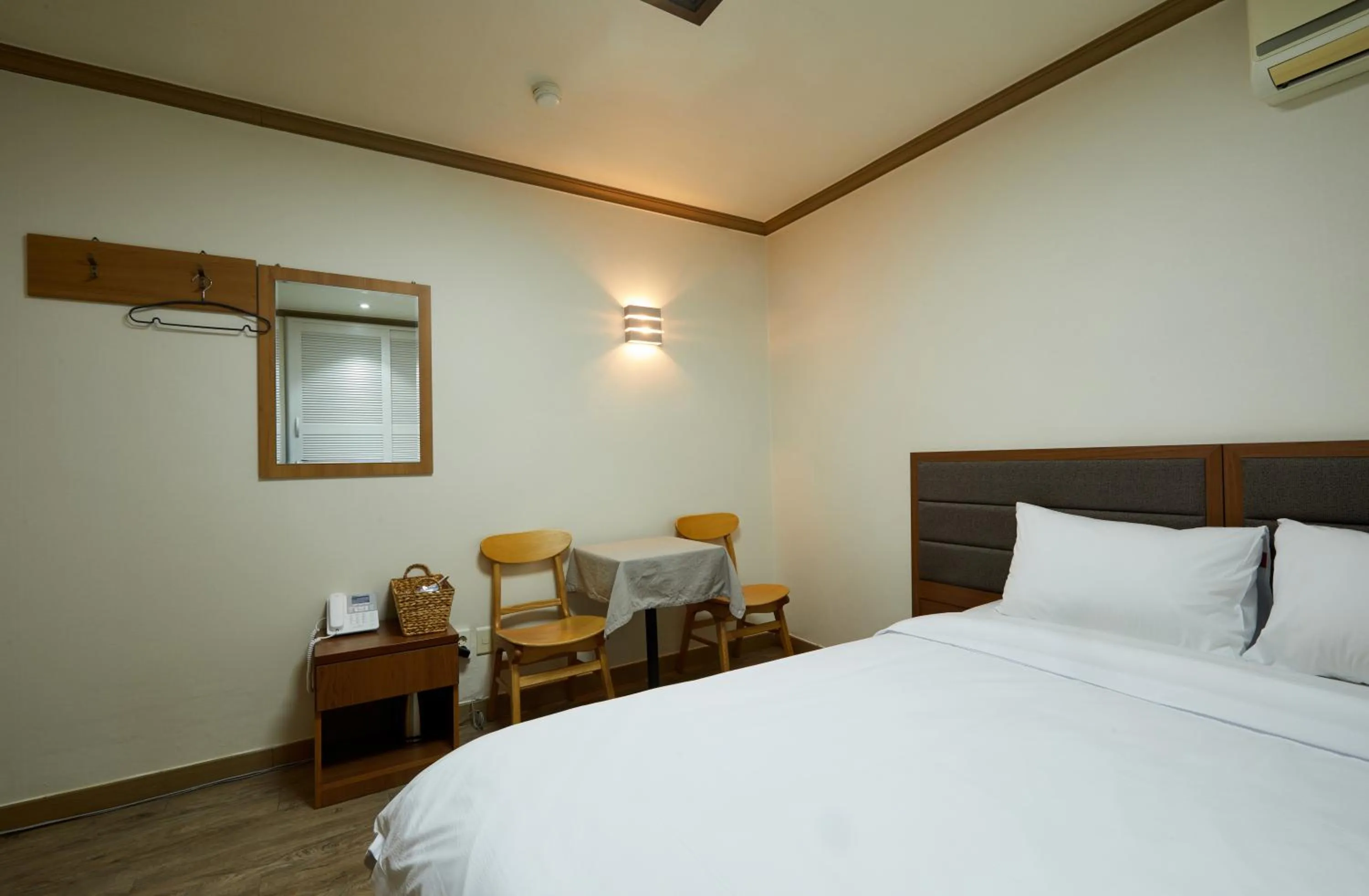 Bed in Buan Tree California Hotel