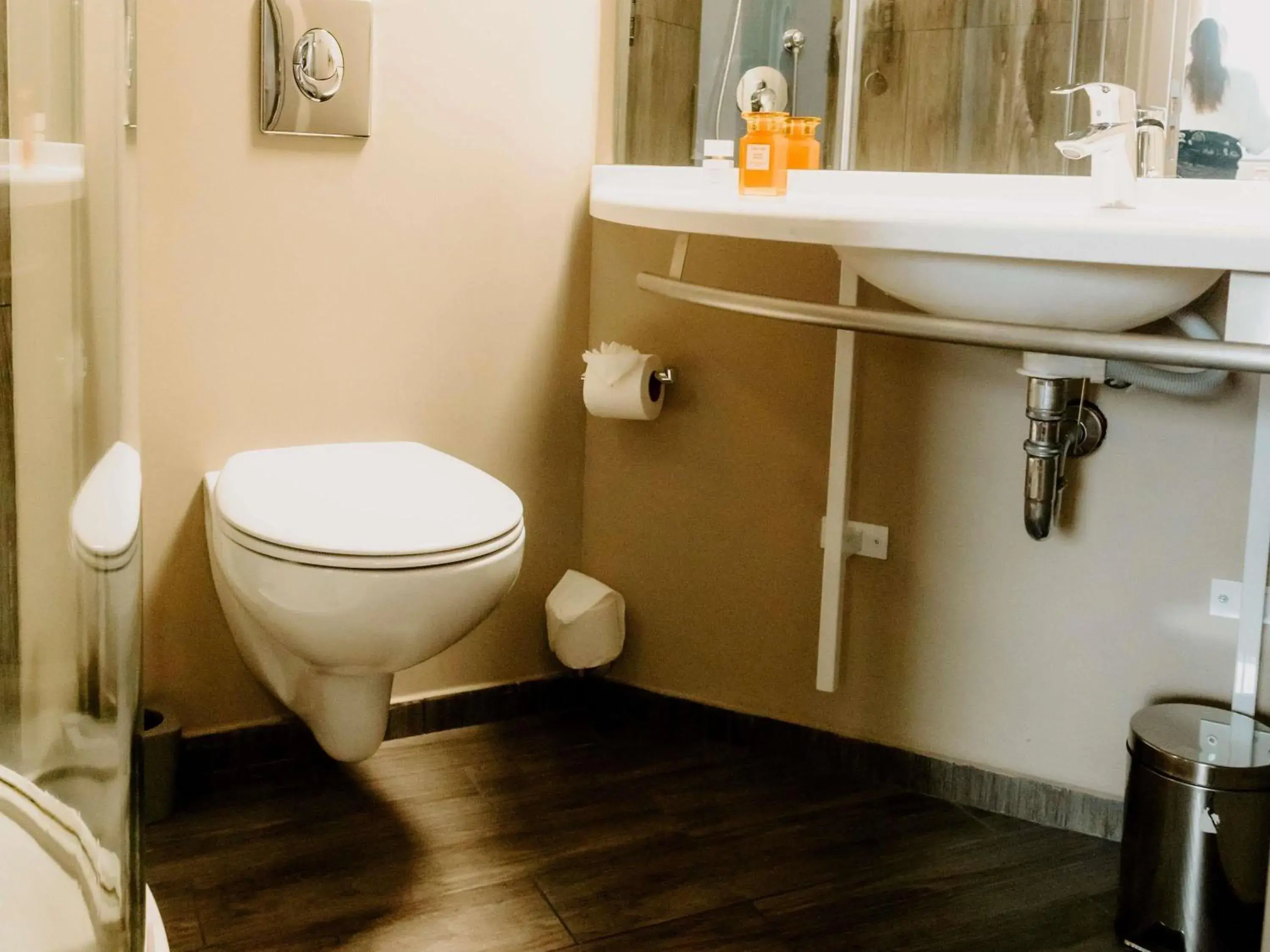 Bedroom in Ibis Sofia Airport Hotel Bedroom in Ibis Sofia Airport Hotel