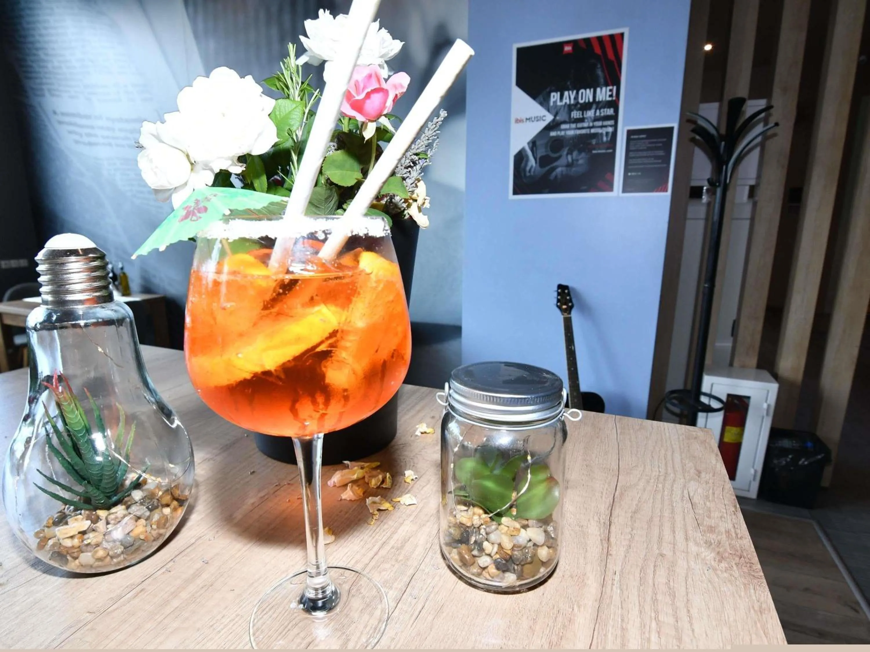 Lounge or bar in Ibis Sofia Airport Hotel