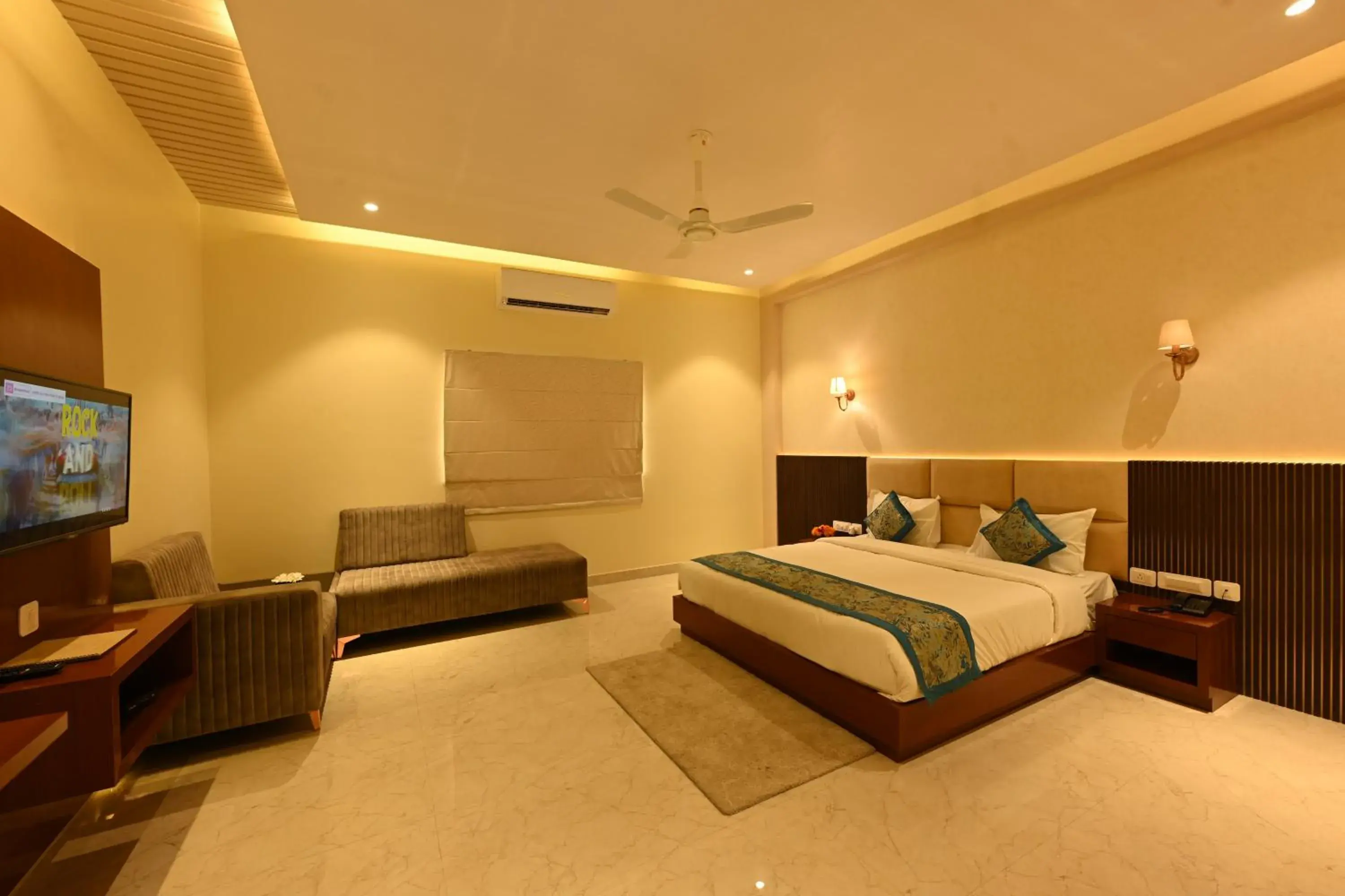 Superior Double Room - single occupancy in THE GANGA RESORT Superior Double Room - single occupancy in THE GANGA RESORT
