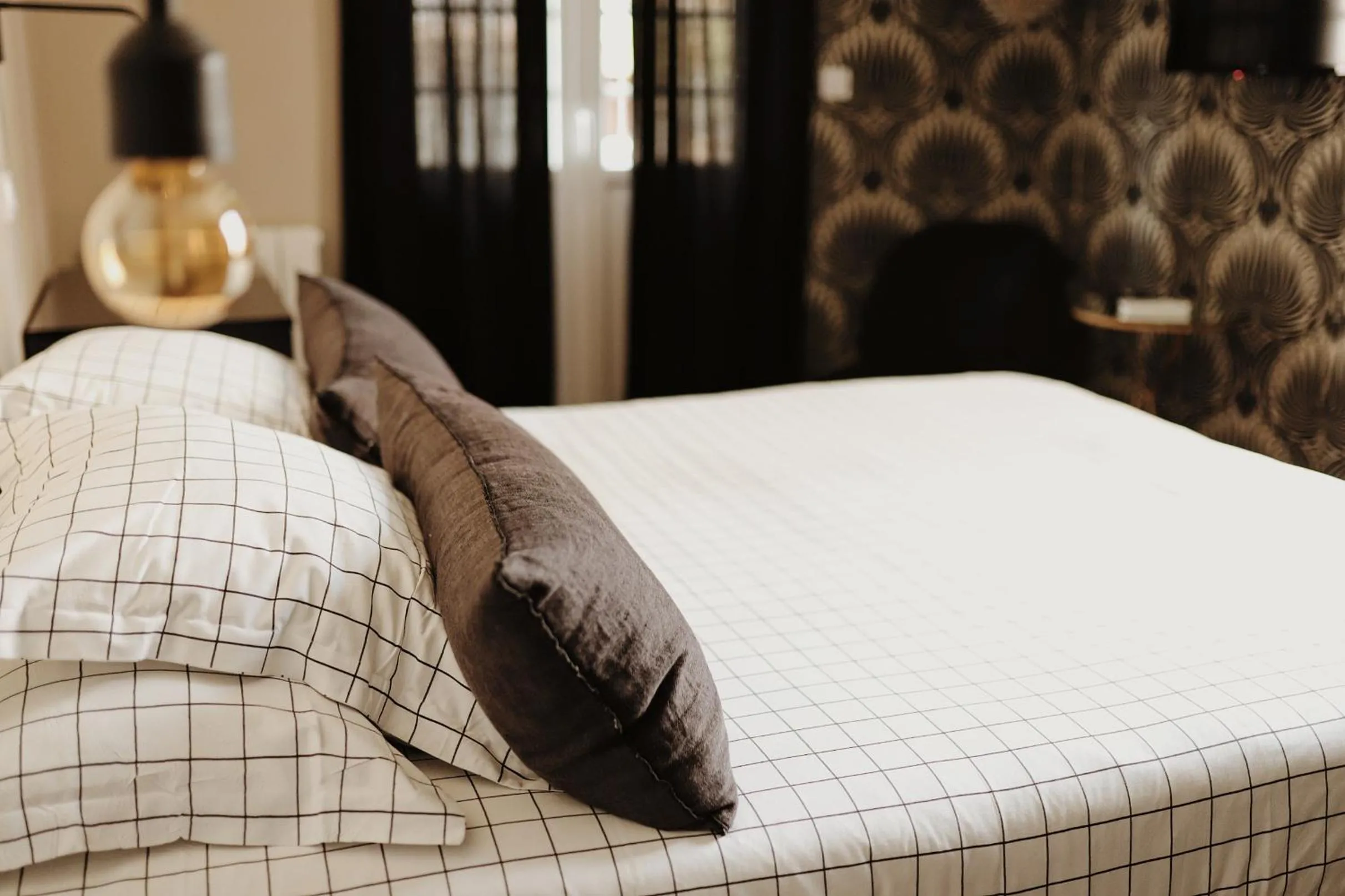 Bed in Hotel Home Arcachon