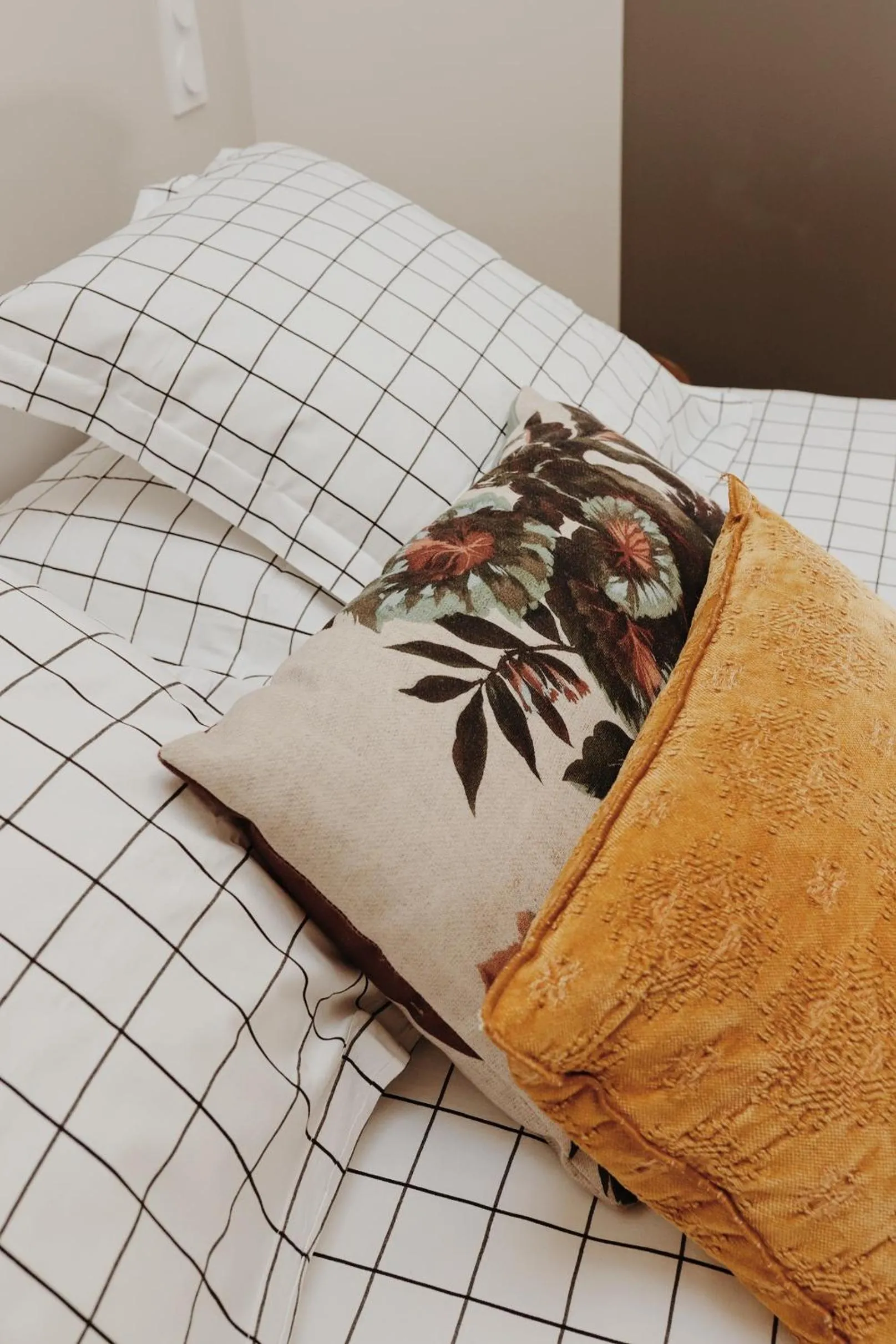 Bed in Hotel Home Arcachon