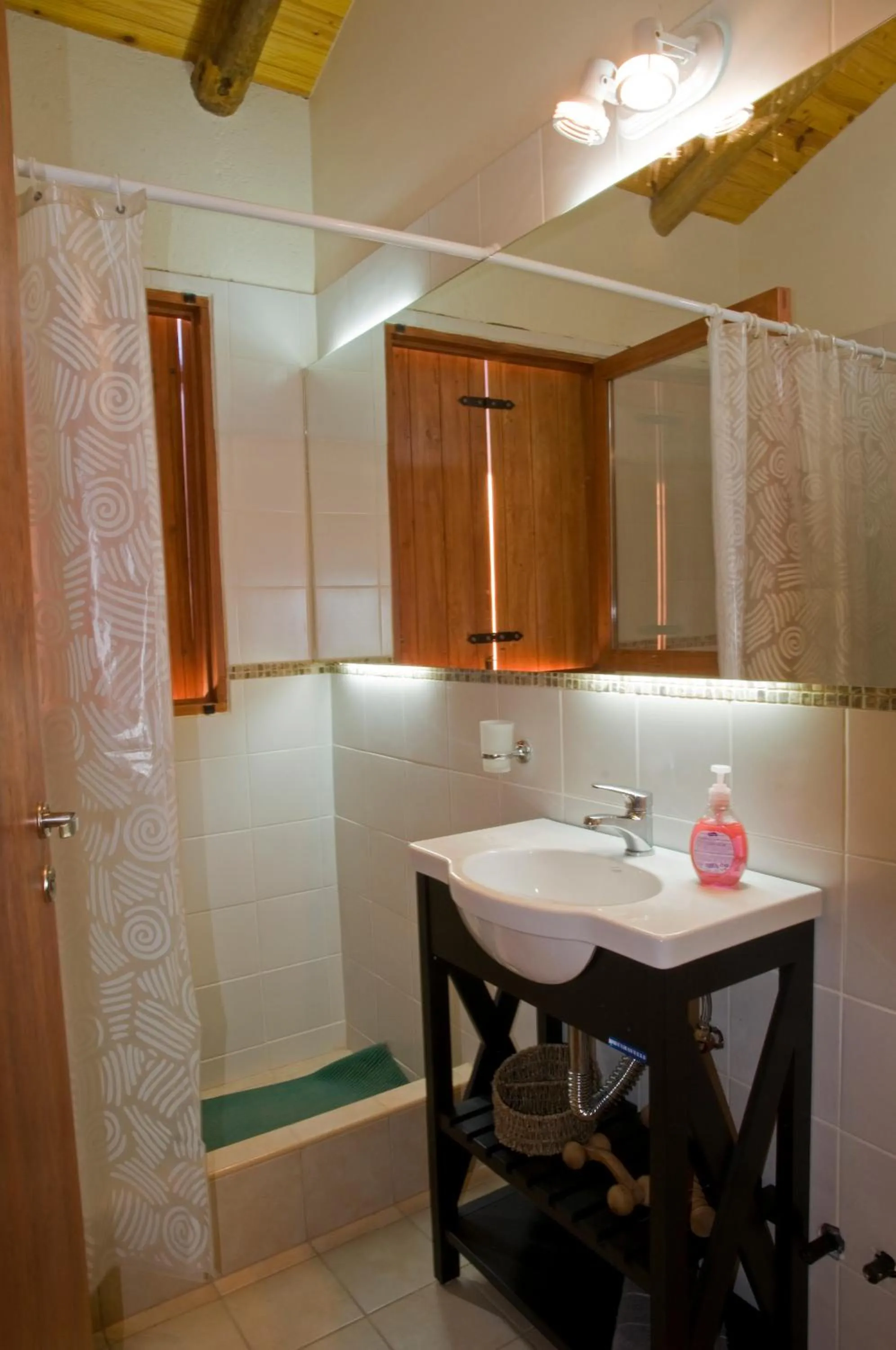 Bathroom in Las Espuelas Casas de Montaña