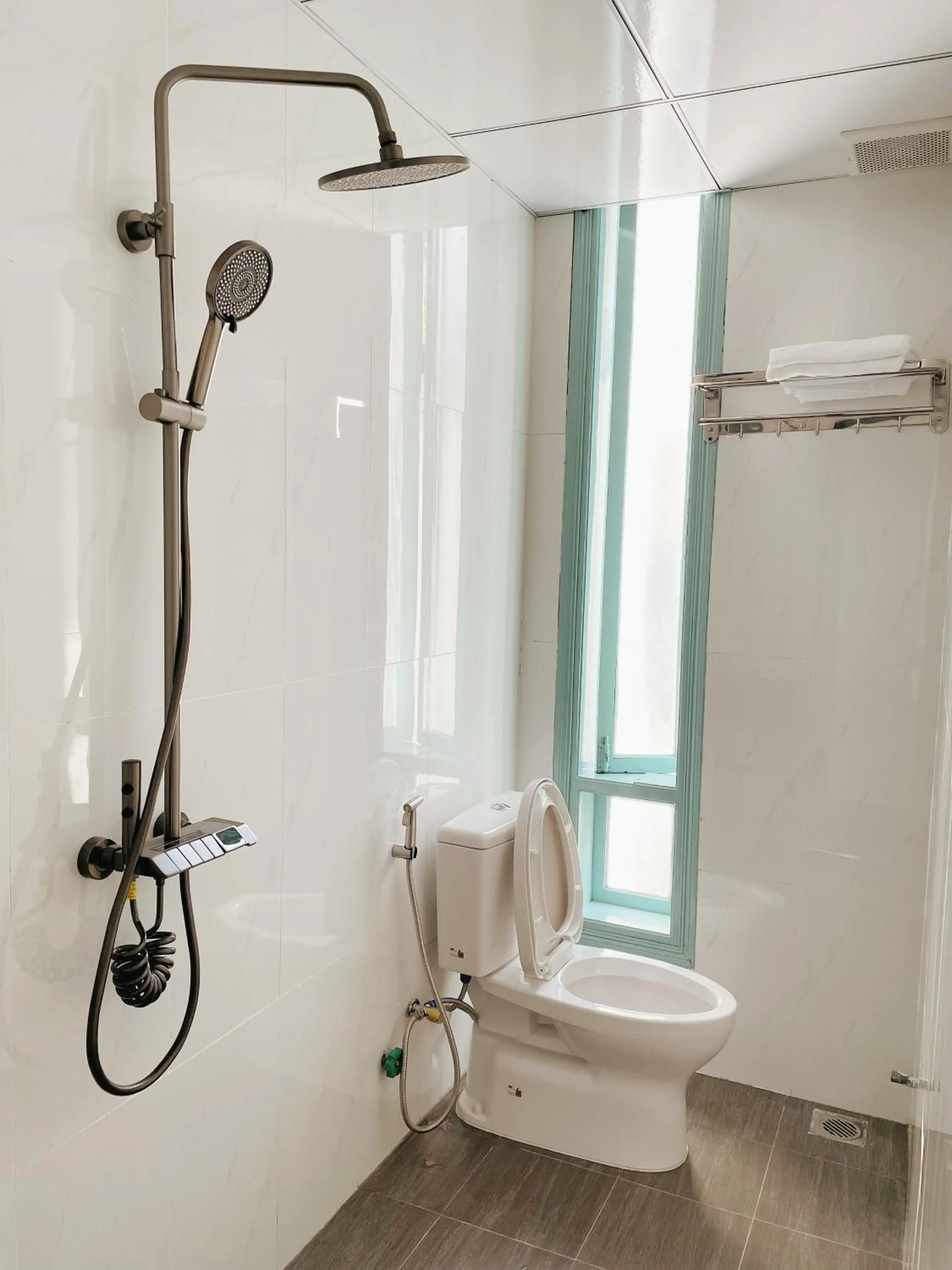 Shower in Under the Sun Homestay