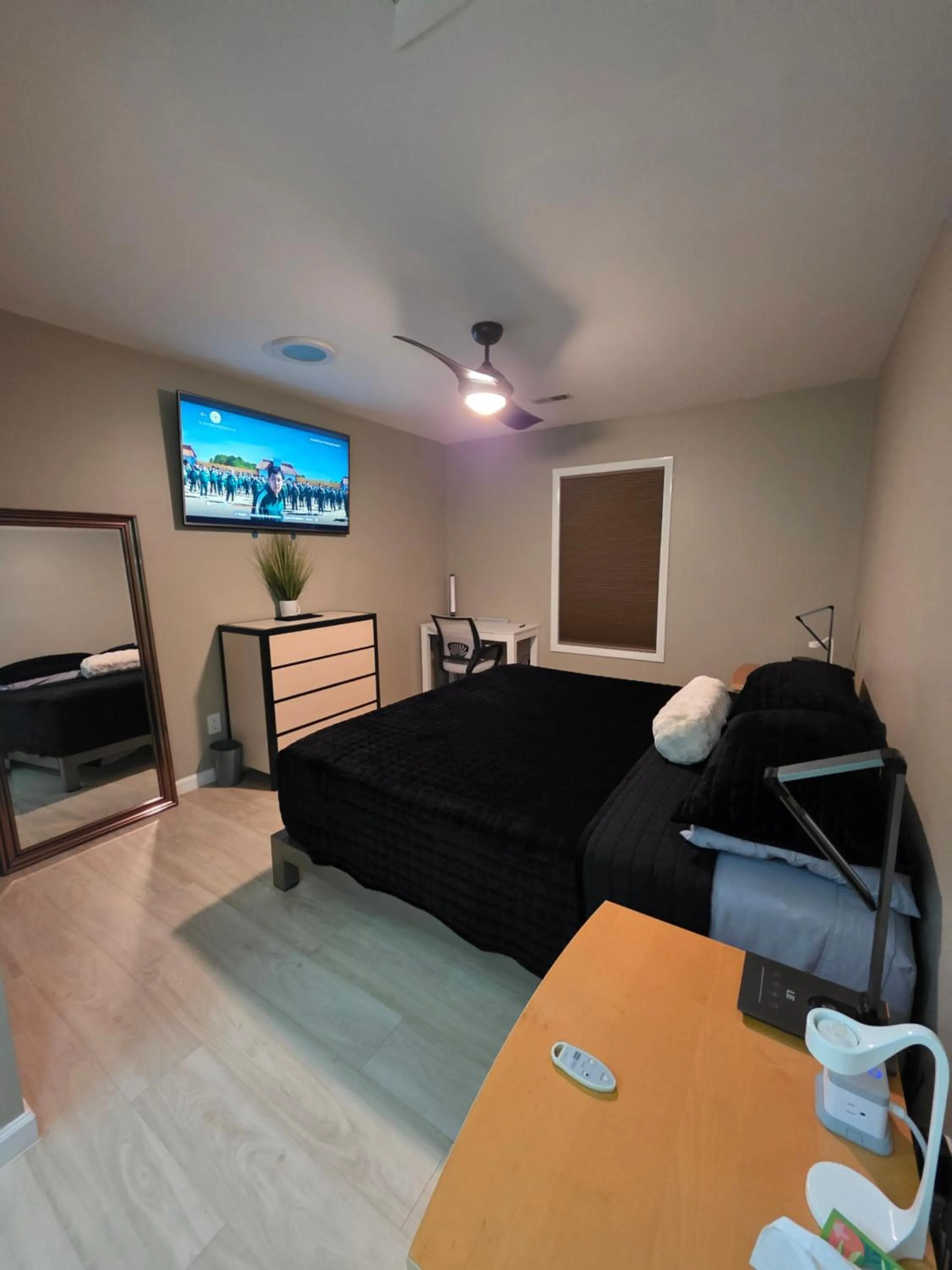 Modern/Retro Condo