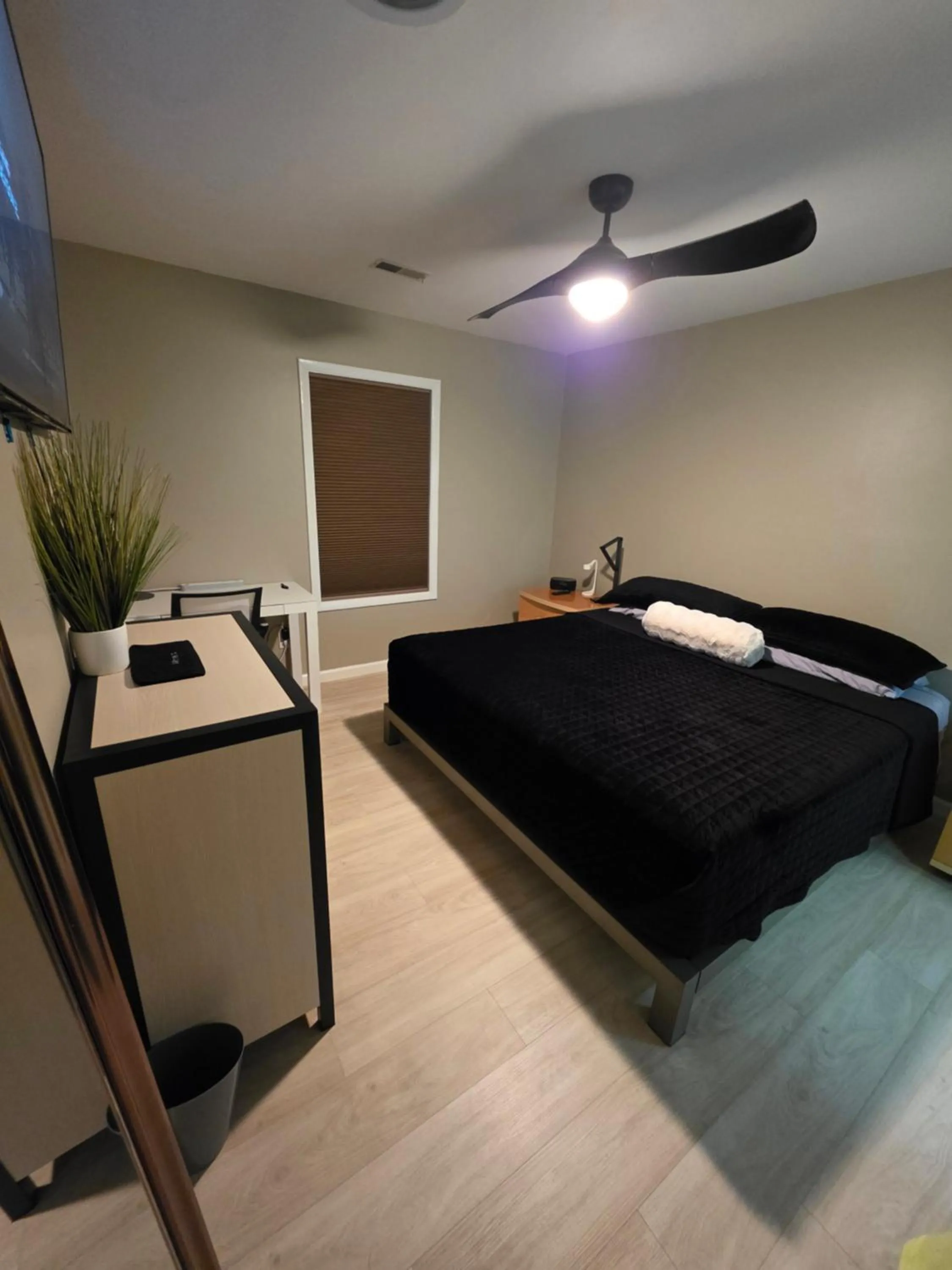 Modern/Retro Condo