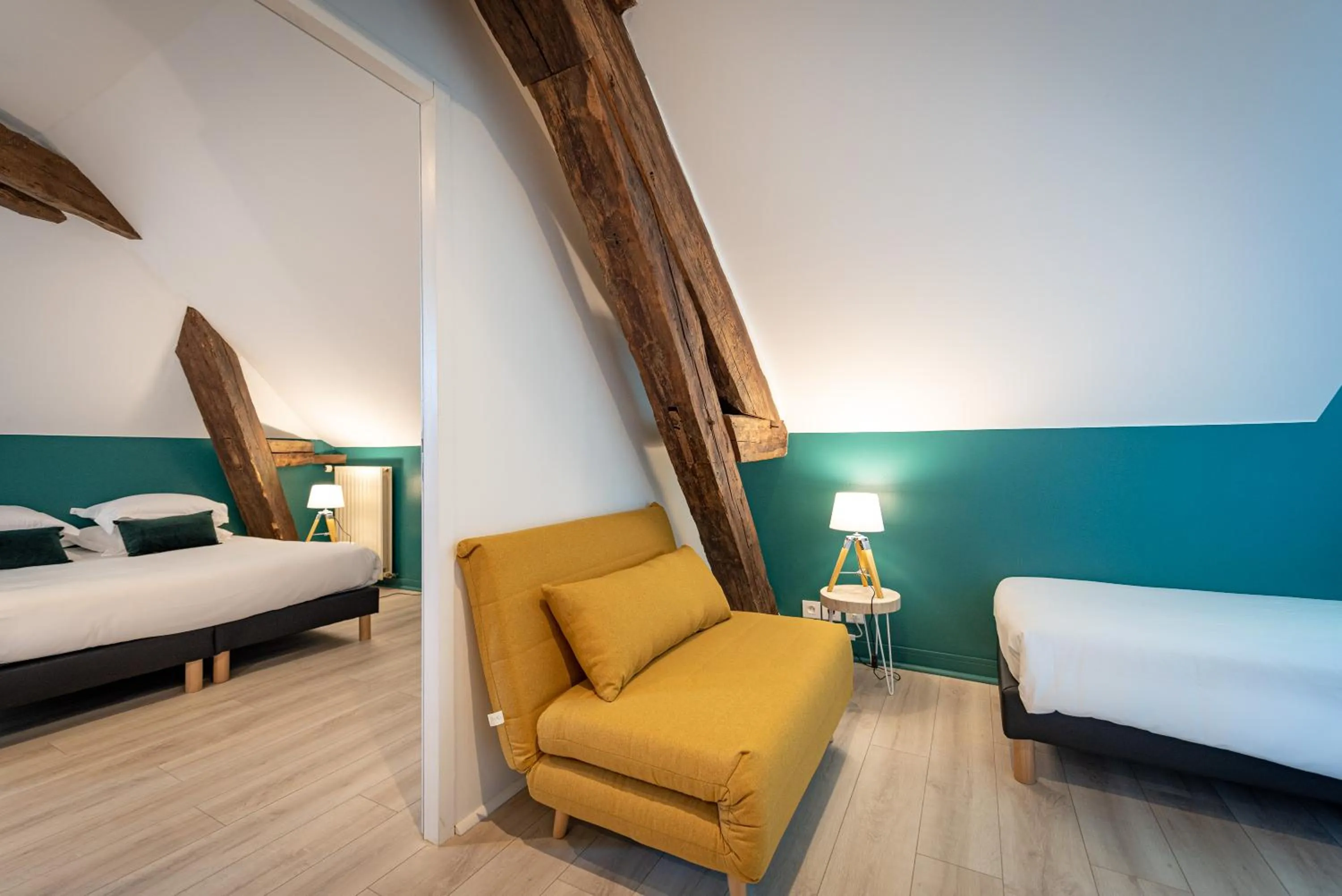 Bedroom, Bed in Domaine de Roiffé