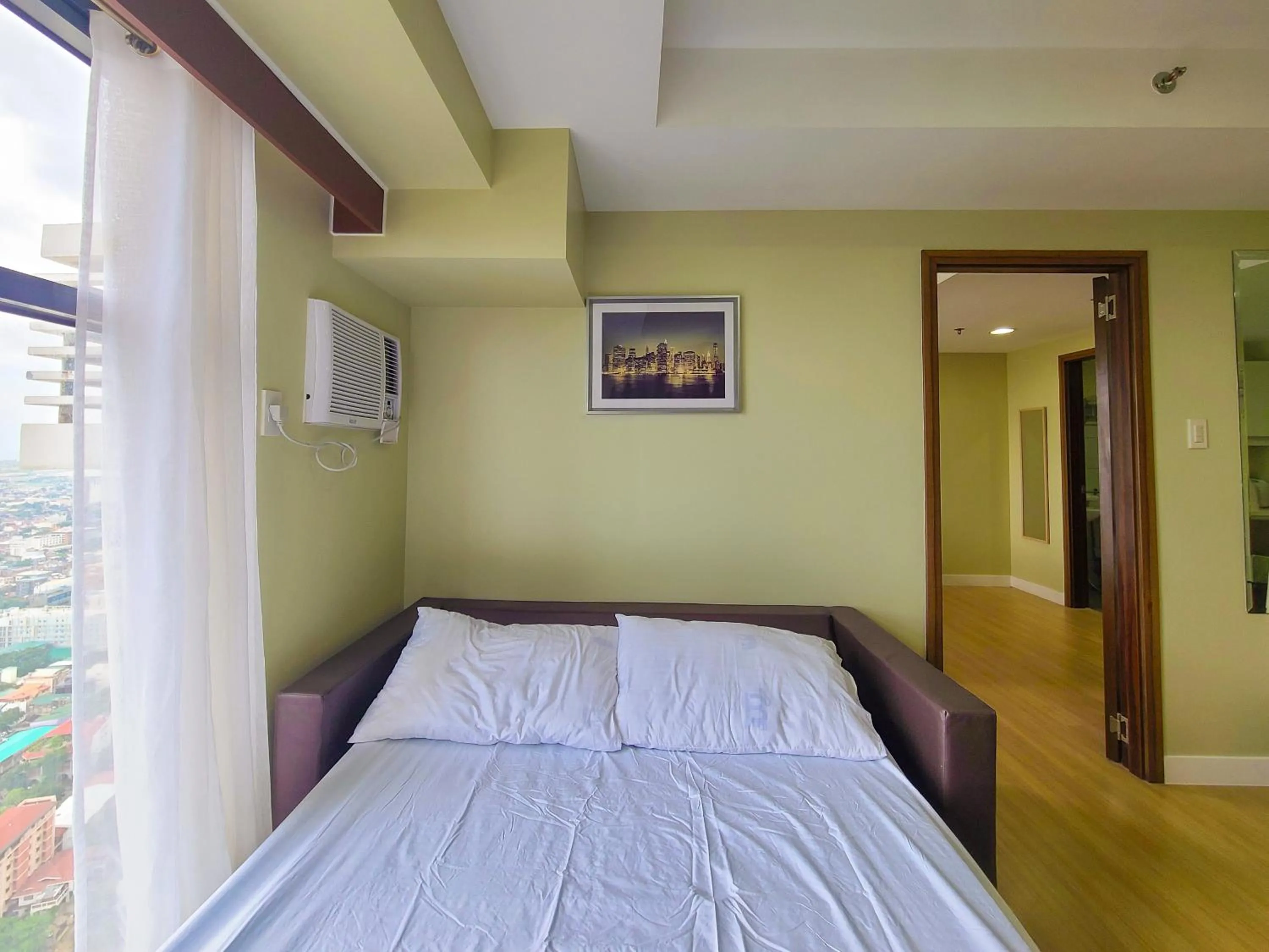 Bed in Suite 1 Bedroom with Seaview-Horizons 101