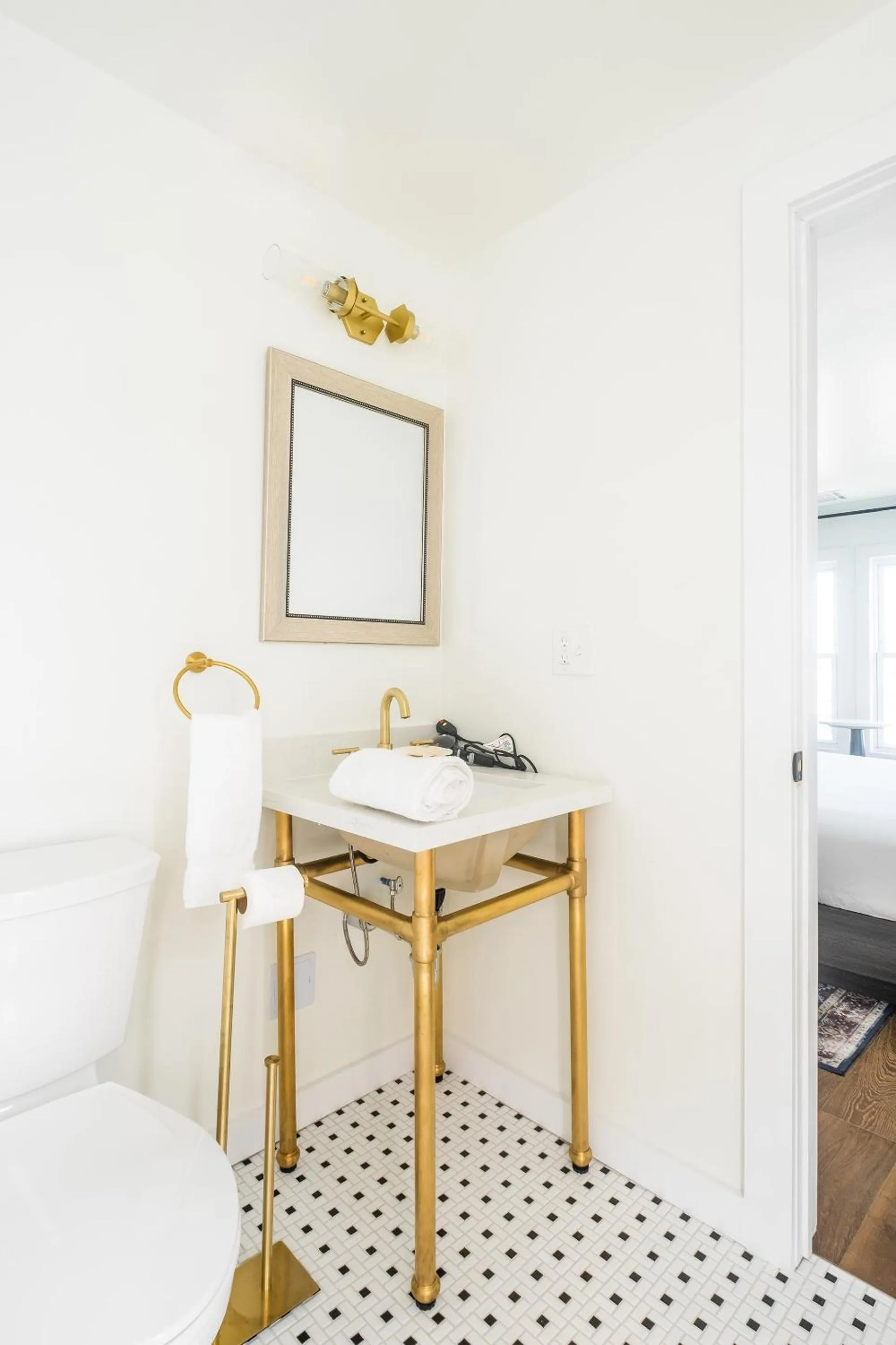 Internal: Not applicable to any particular room in Scarborough Inn