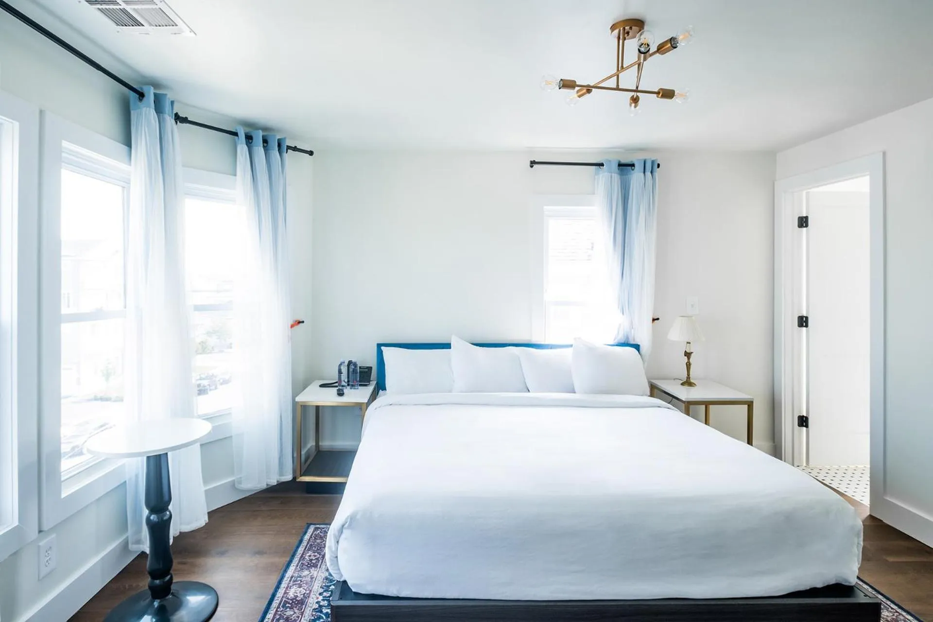 Bedroom in Scarborough Inn