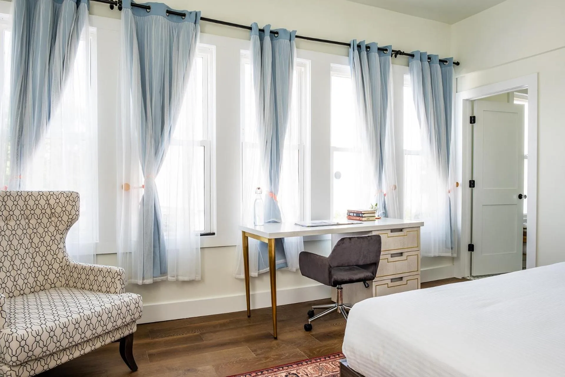 Bed in Scarborough Inn