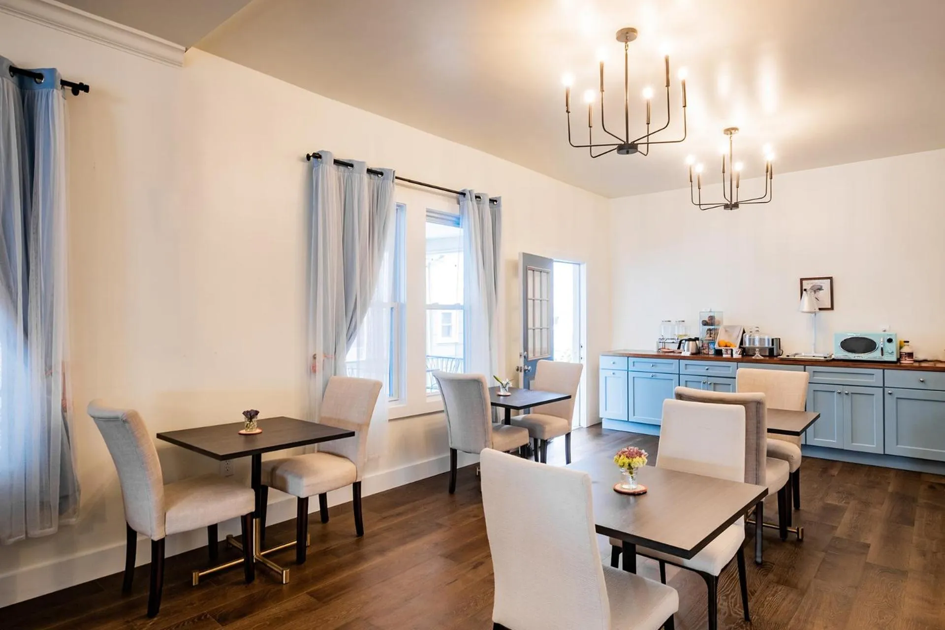 Internal: Not applicable to any particular room in Scarborough Inn