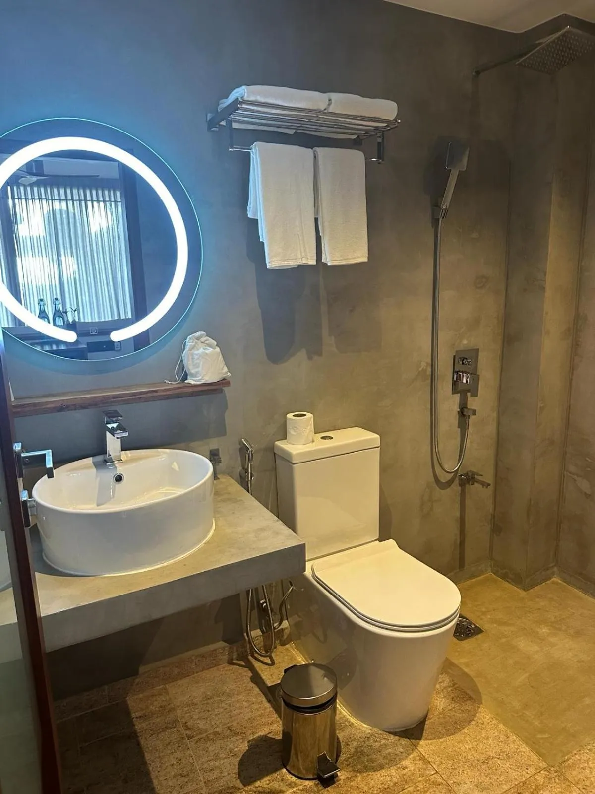 Bathroom in BK Beach Boutique Hotel - Hikkaduwa