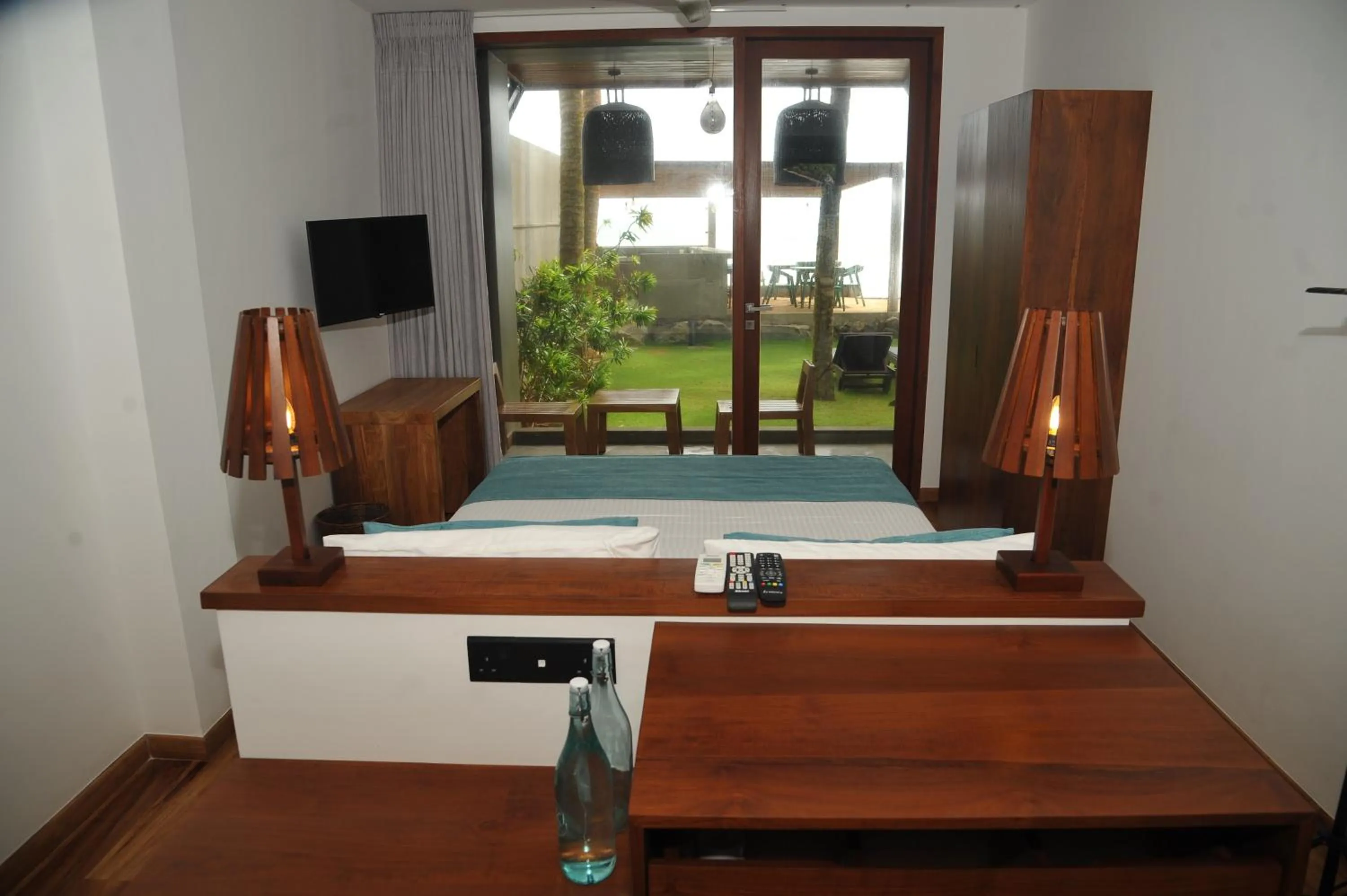 Dining area in BK Beach Boutique Hotel - Hikkaduwa