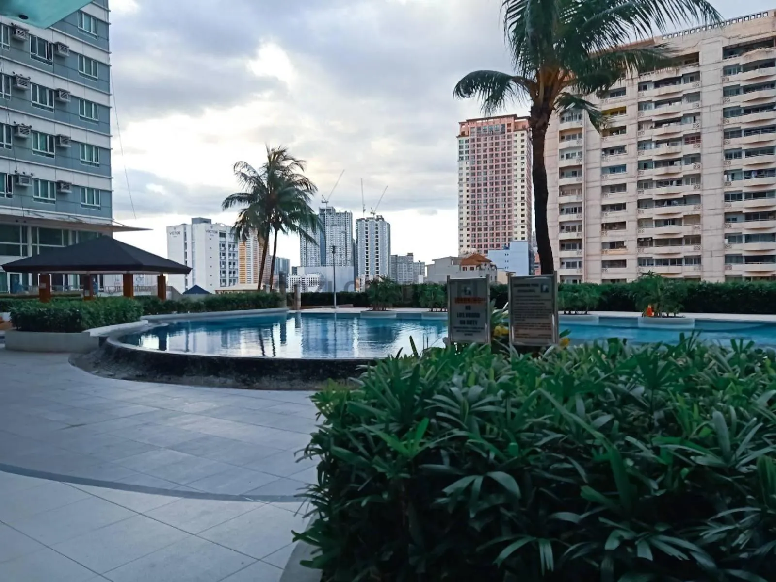 Swimming pool in The Beacon Makati by Cozi Condotels