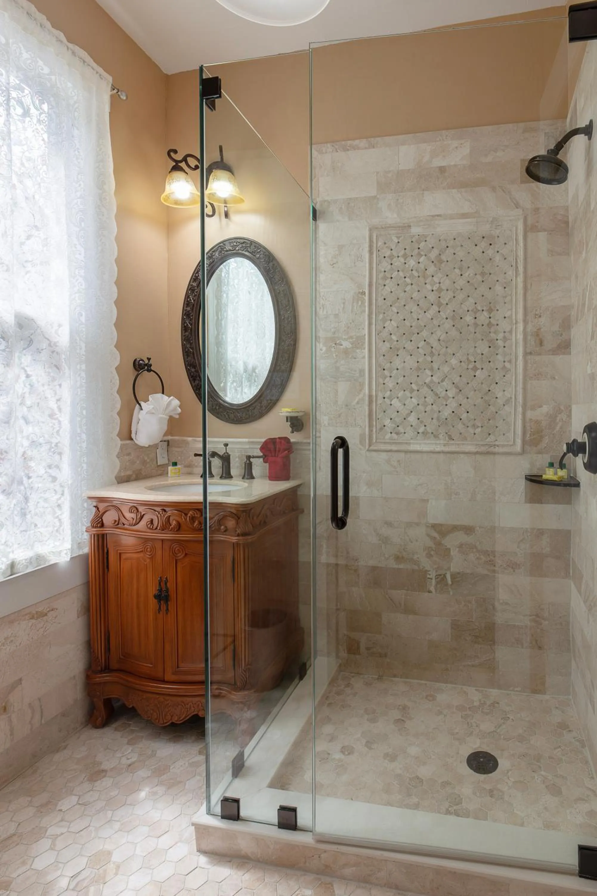 Shower in Victorian House Bed and Breakfast