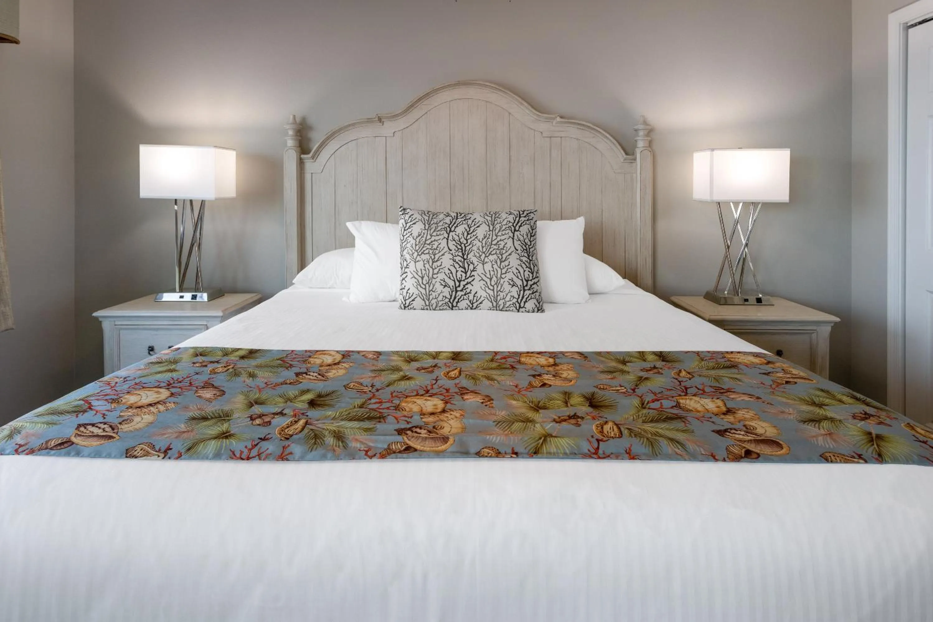 Bed in Sandpebble Beach Club Surfside Beach a Ramada by Wyndham