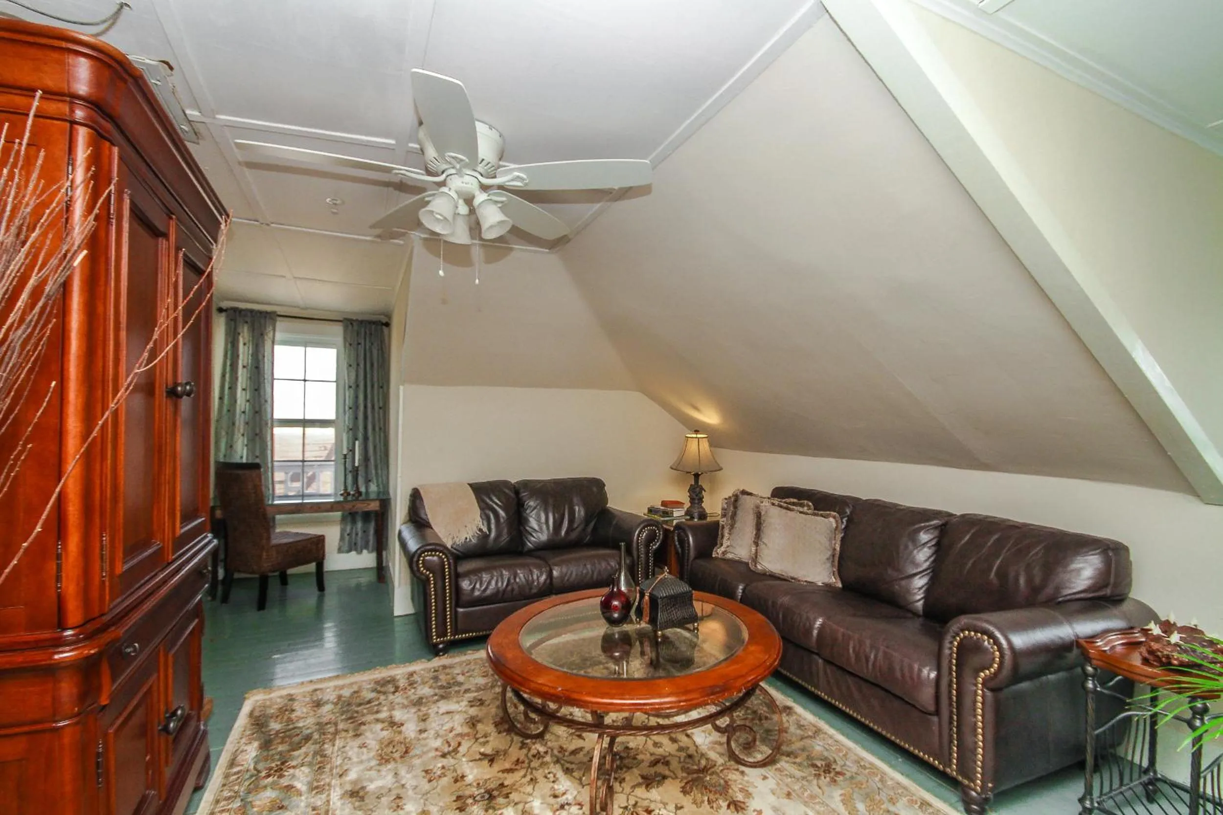 Bedroom in The Kenwood Inn Oldest Bed and Breakfast, St Augustine Historic District