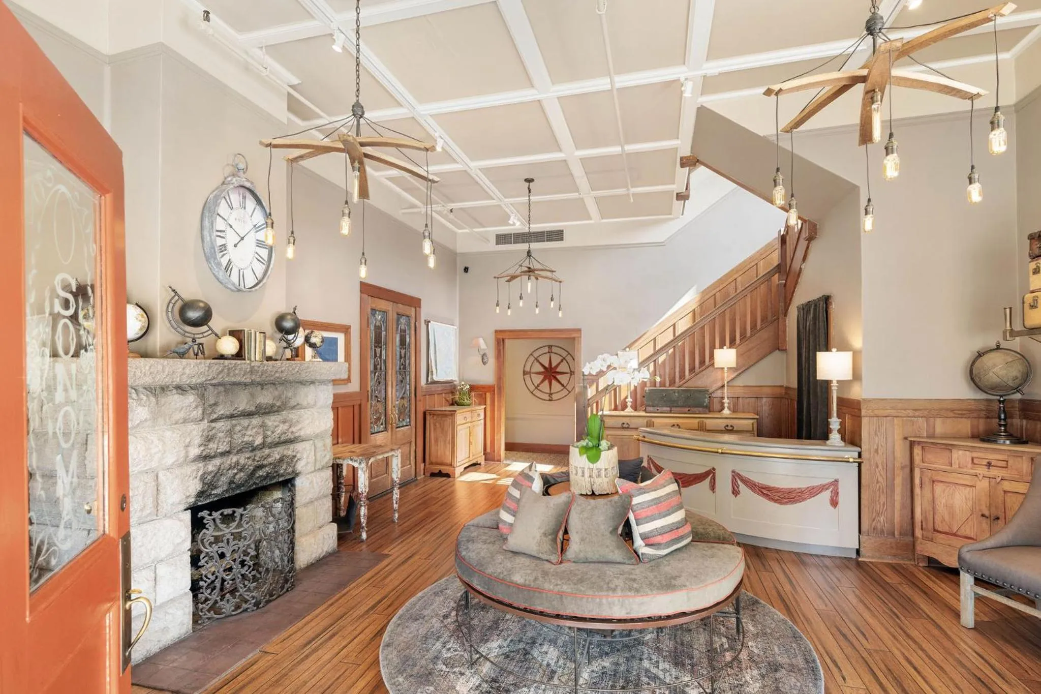 Lobby or reception in Sonoma Hotel