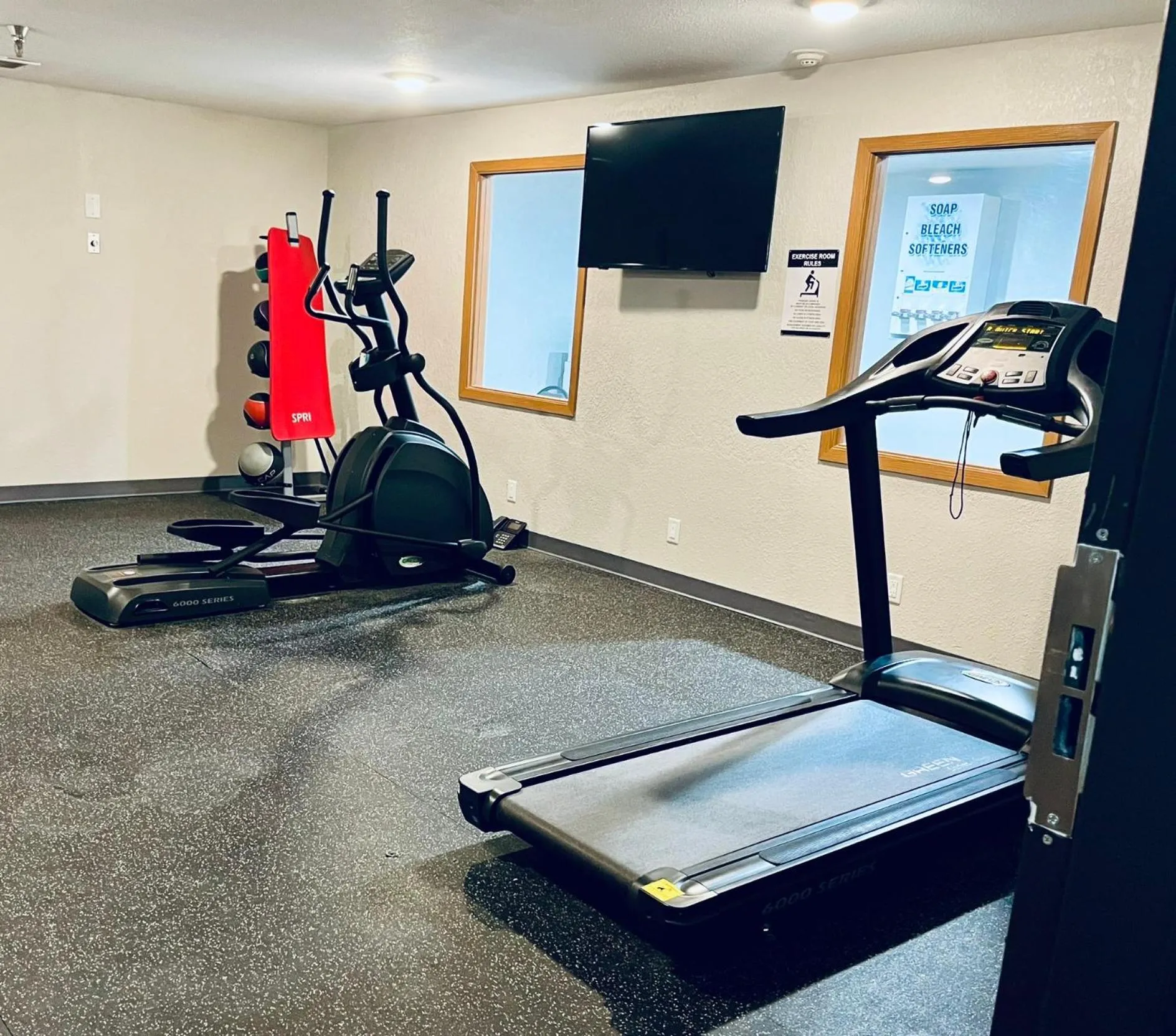Fitness centre/facilities in Days Inn by Wyndham Wall