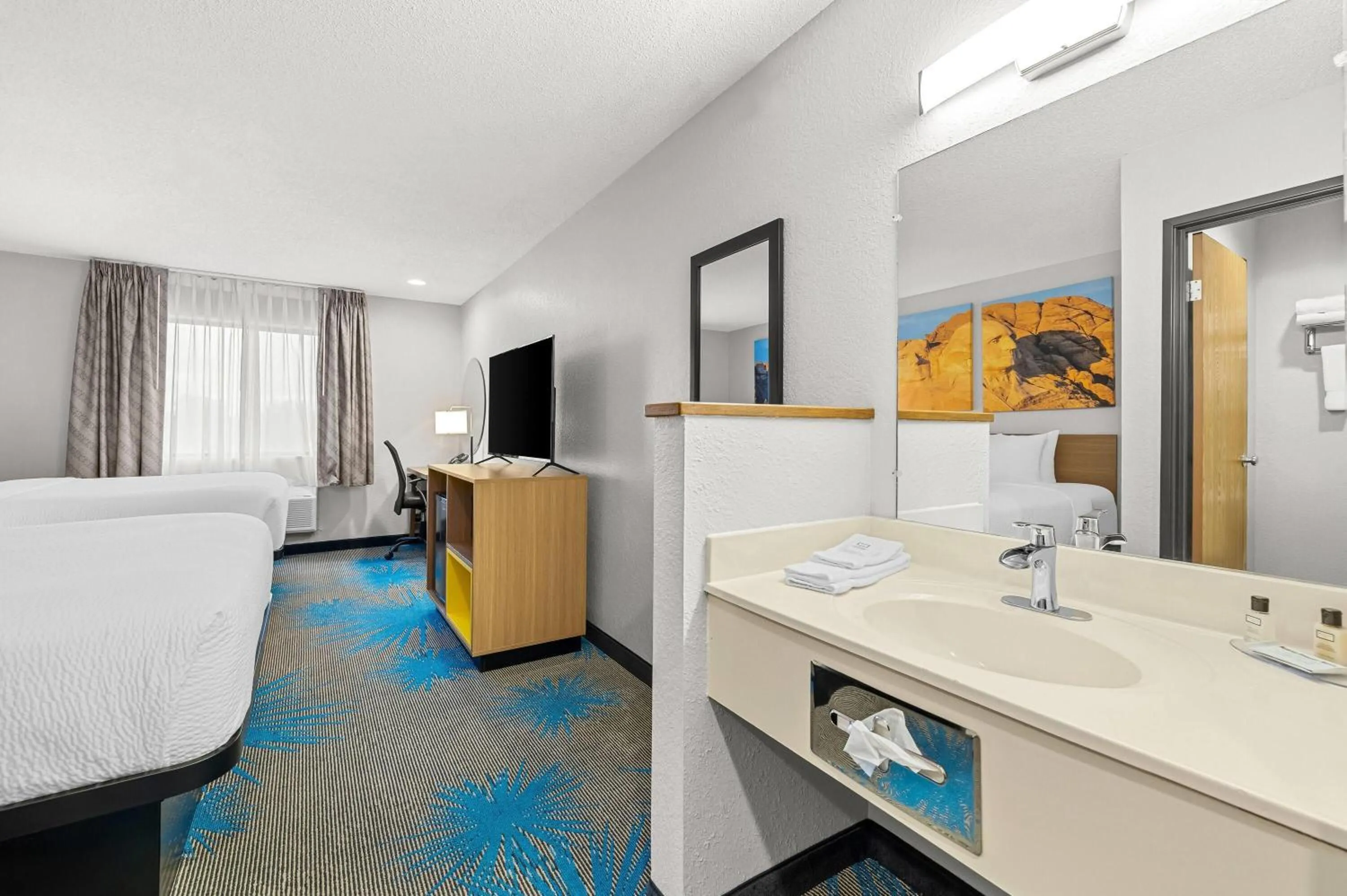 Bed in Days Inn by Wyndham Wall