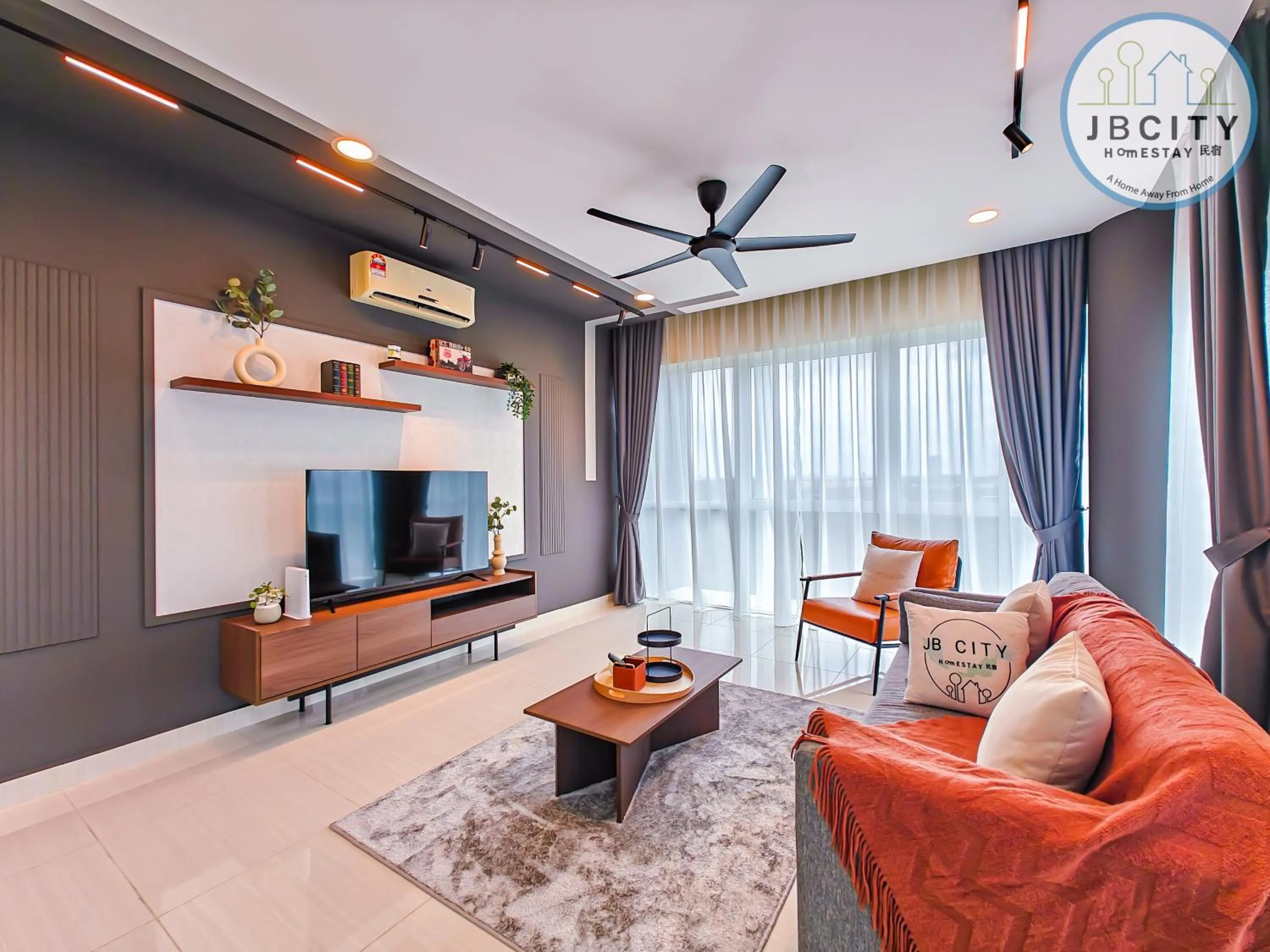 TV and multimedia in Medini Signature Suites by RR JBcity