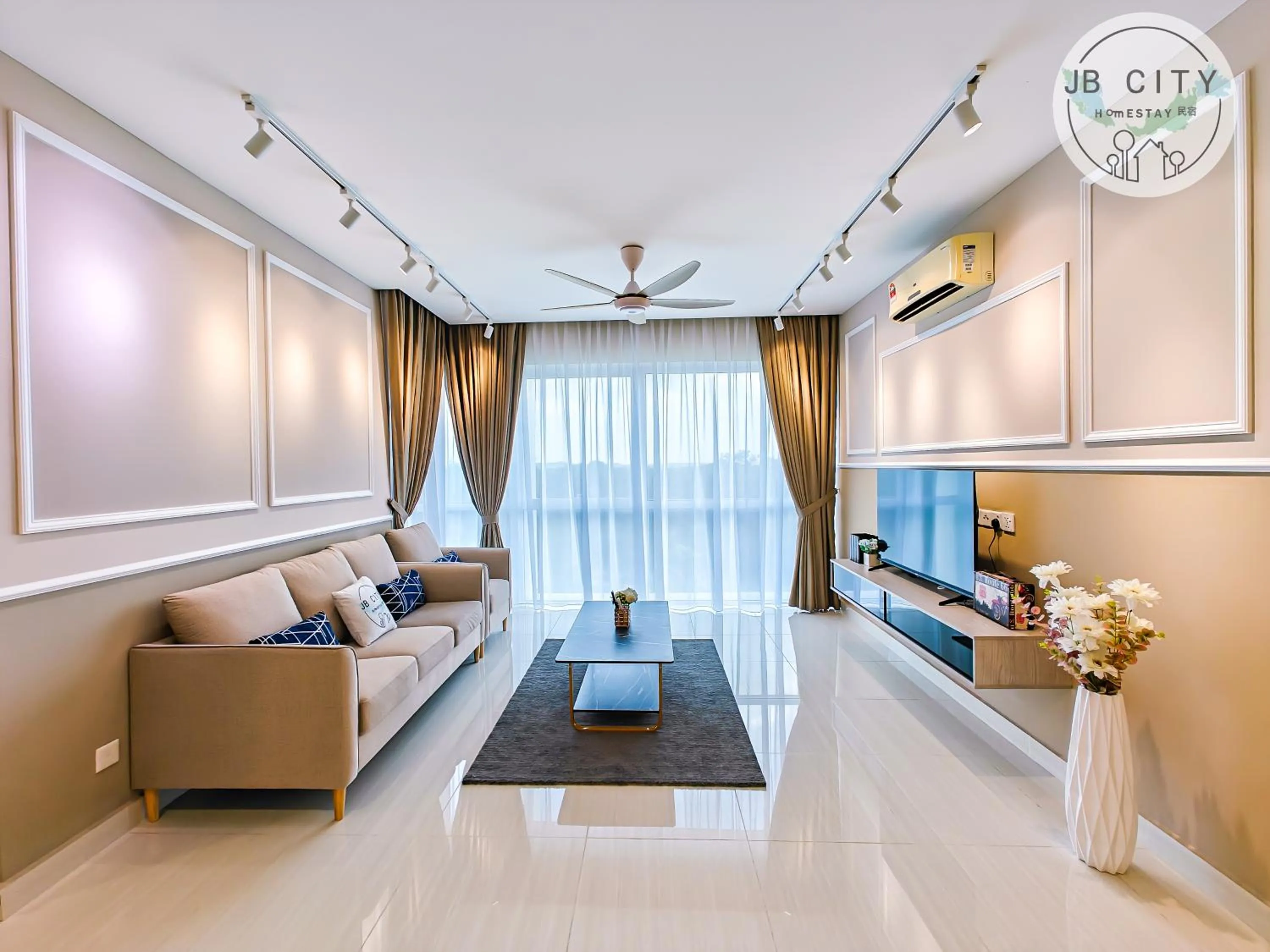 TV and multimedia in Medini Signature Suites by RR JBcity