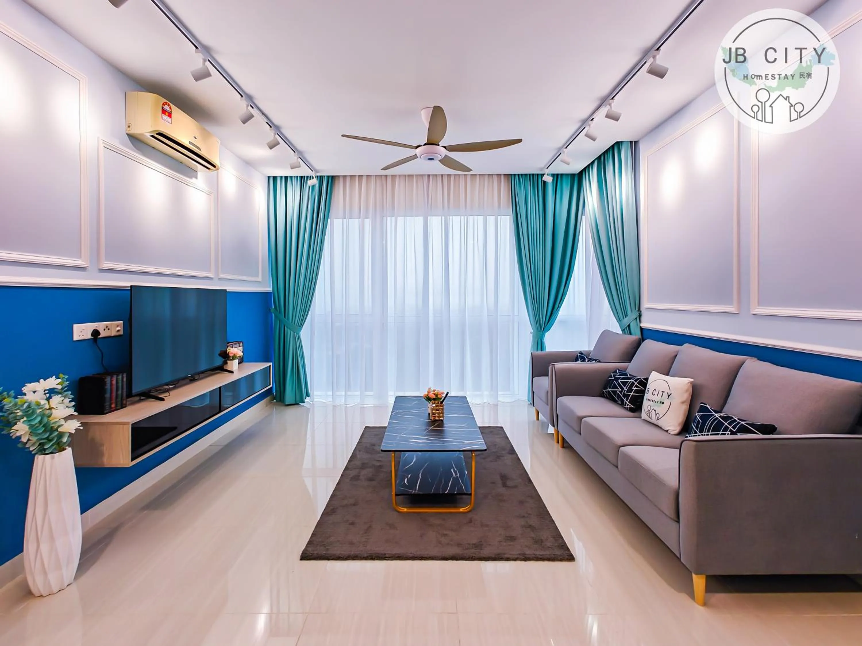 TV and multimedia in Medini Signature Suites by RR JBcity