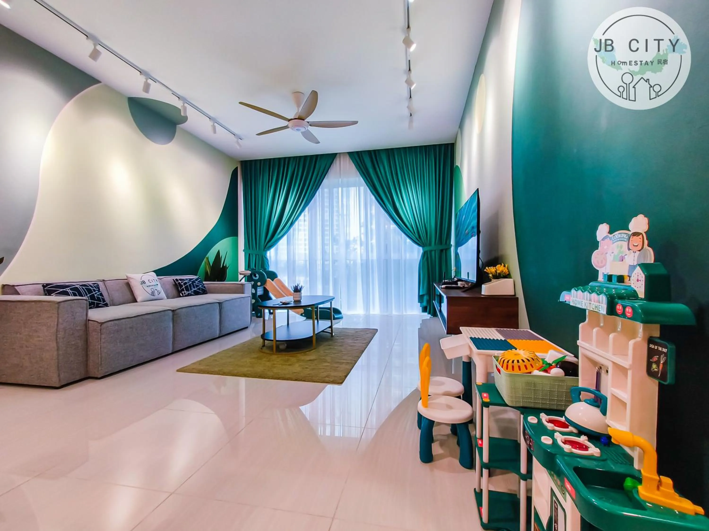 TV and multimedia in Medini Signature Suites by RR JBcity