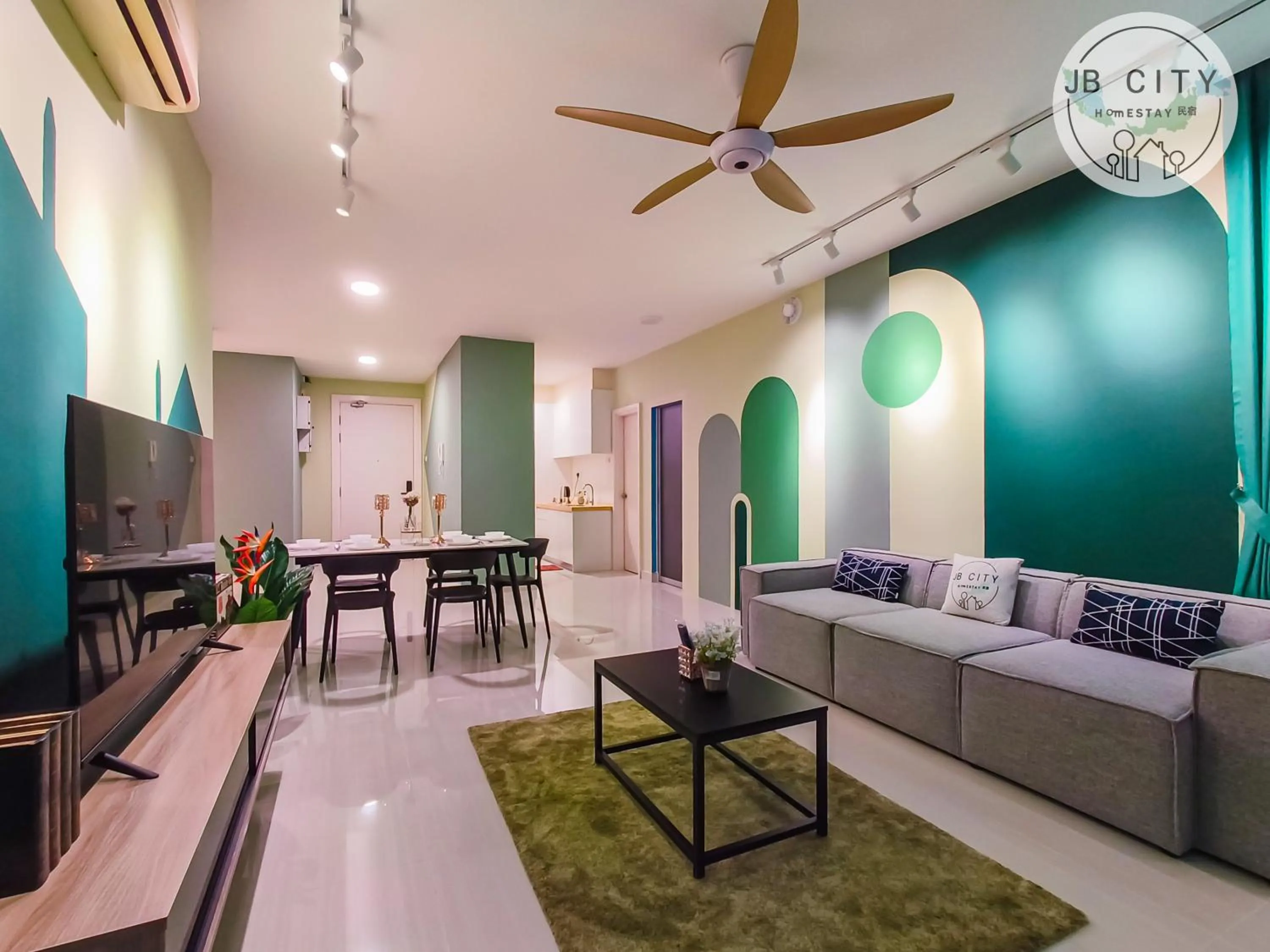 TV and multimedia in Medini Signature Suites by RR JBcity