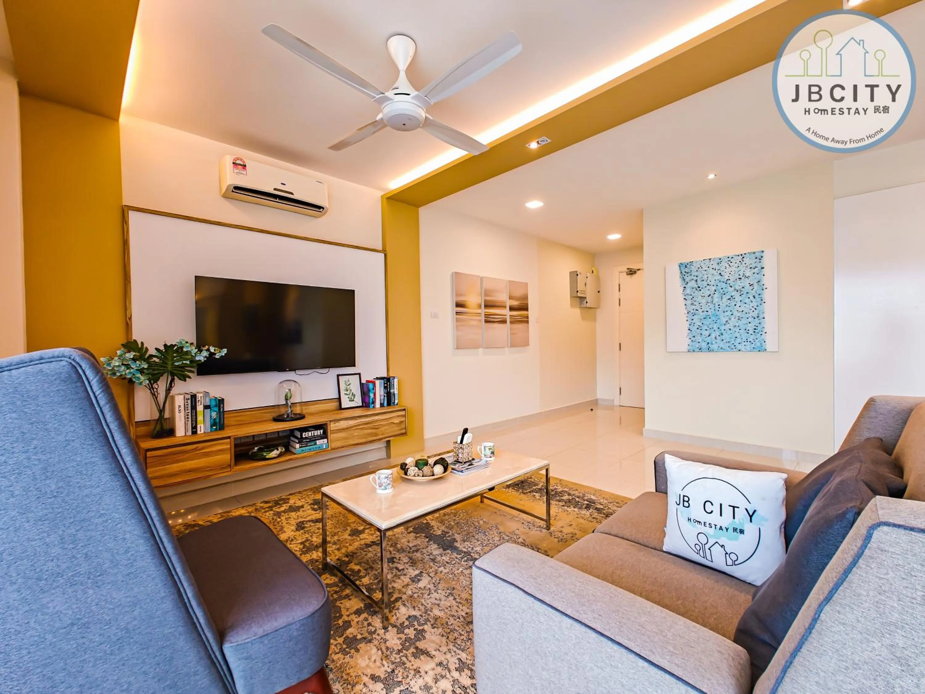 TV and multimedia in Medini Signature Suites by RR JBcity