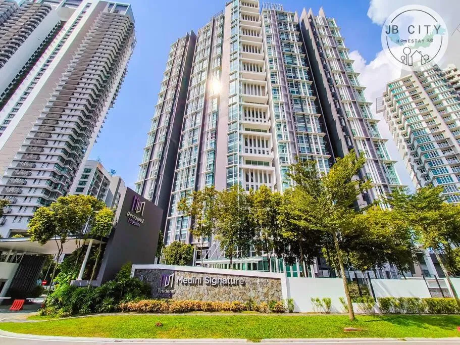 Property building in Medini Signature Suites by RR JBcity