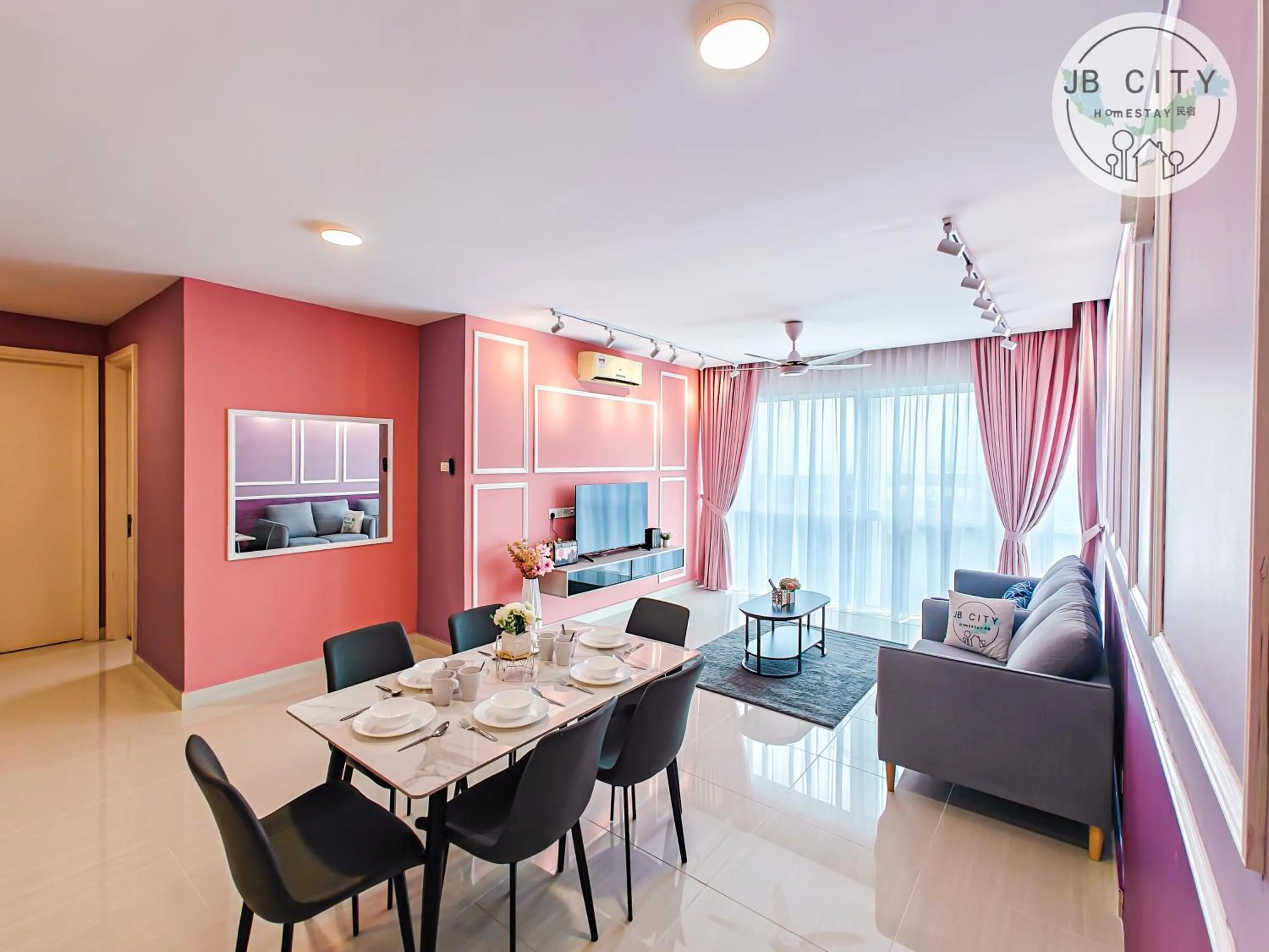 TV and multimedia in Medini Signature Suites by RR JBcity