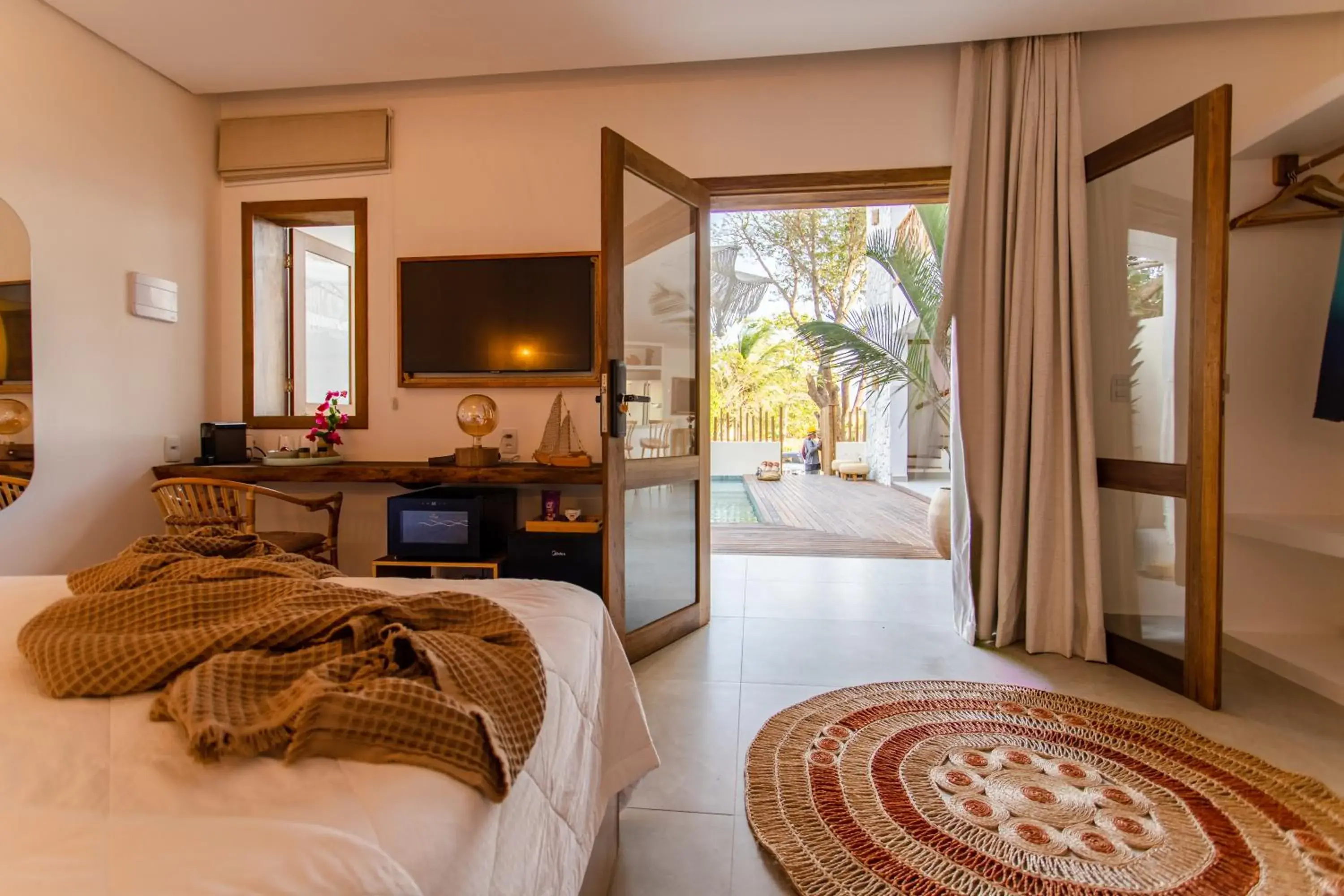 King Room with Pool View in Villa Odara King Room with Pool View in Villa Odara