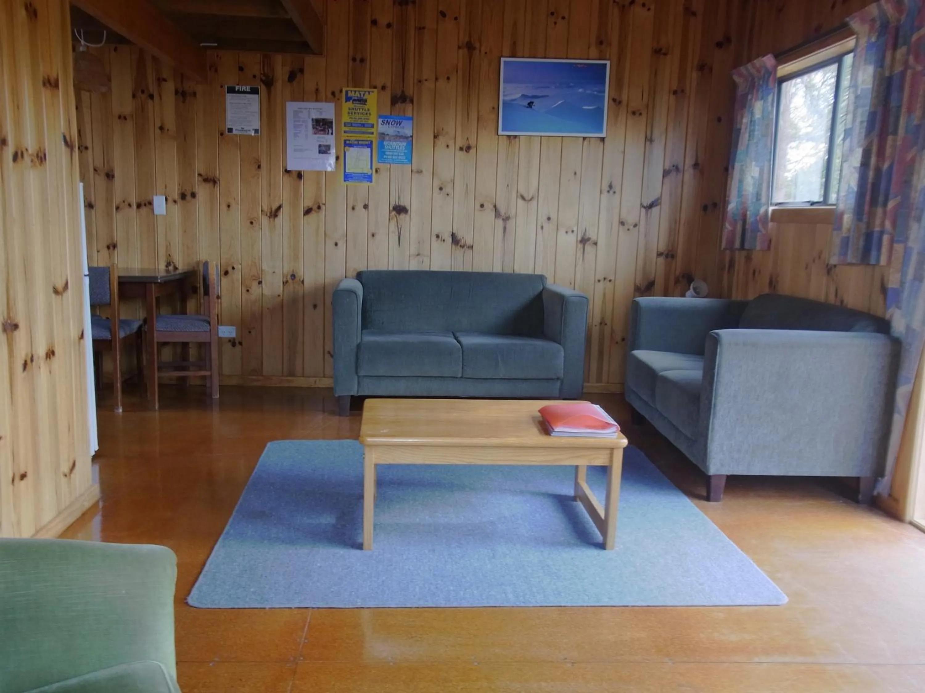 Photo of the whole room in Ossies Motels and Chalets