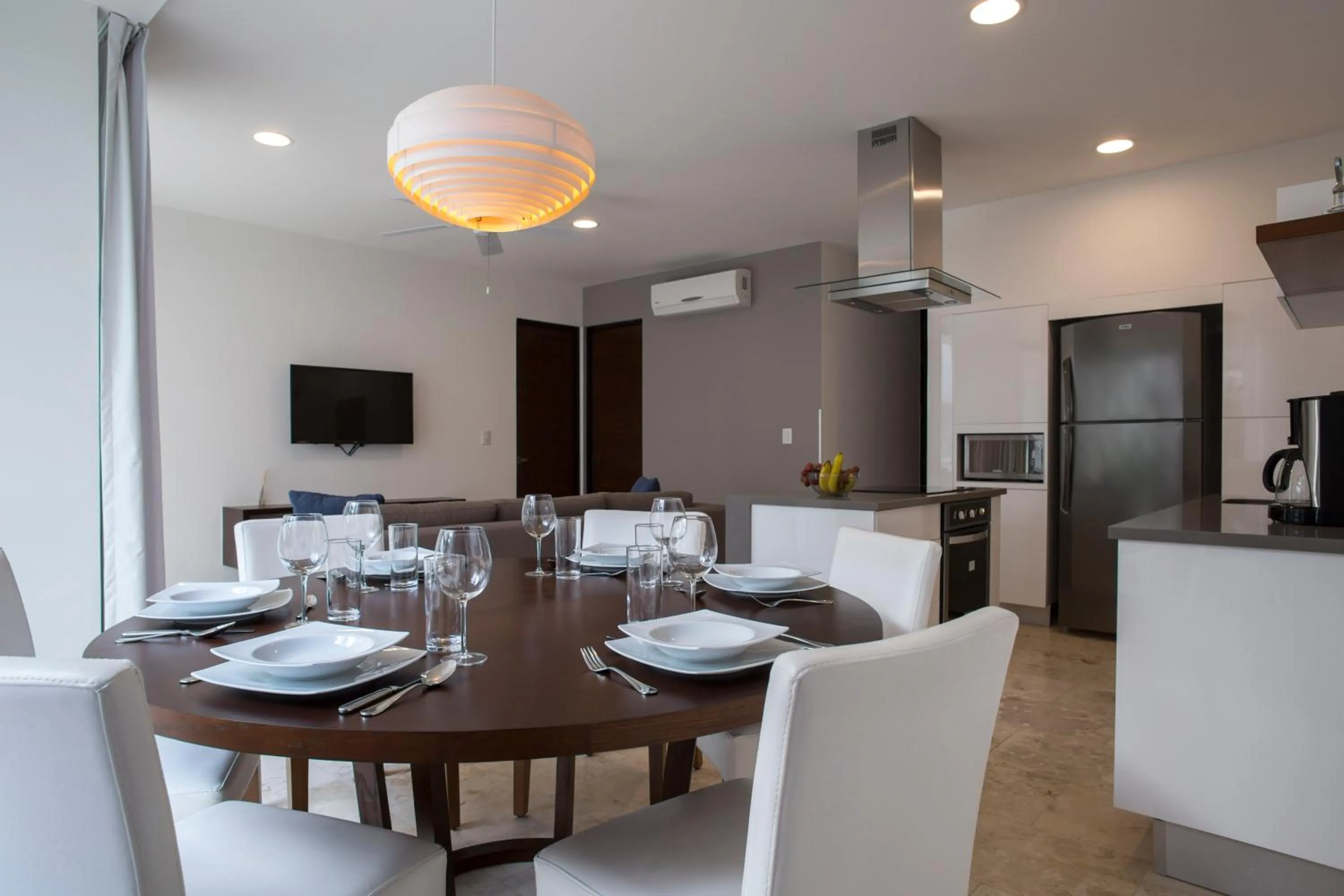 Kitchen or kitchenette in Anah Suites