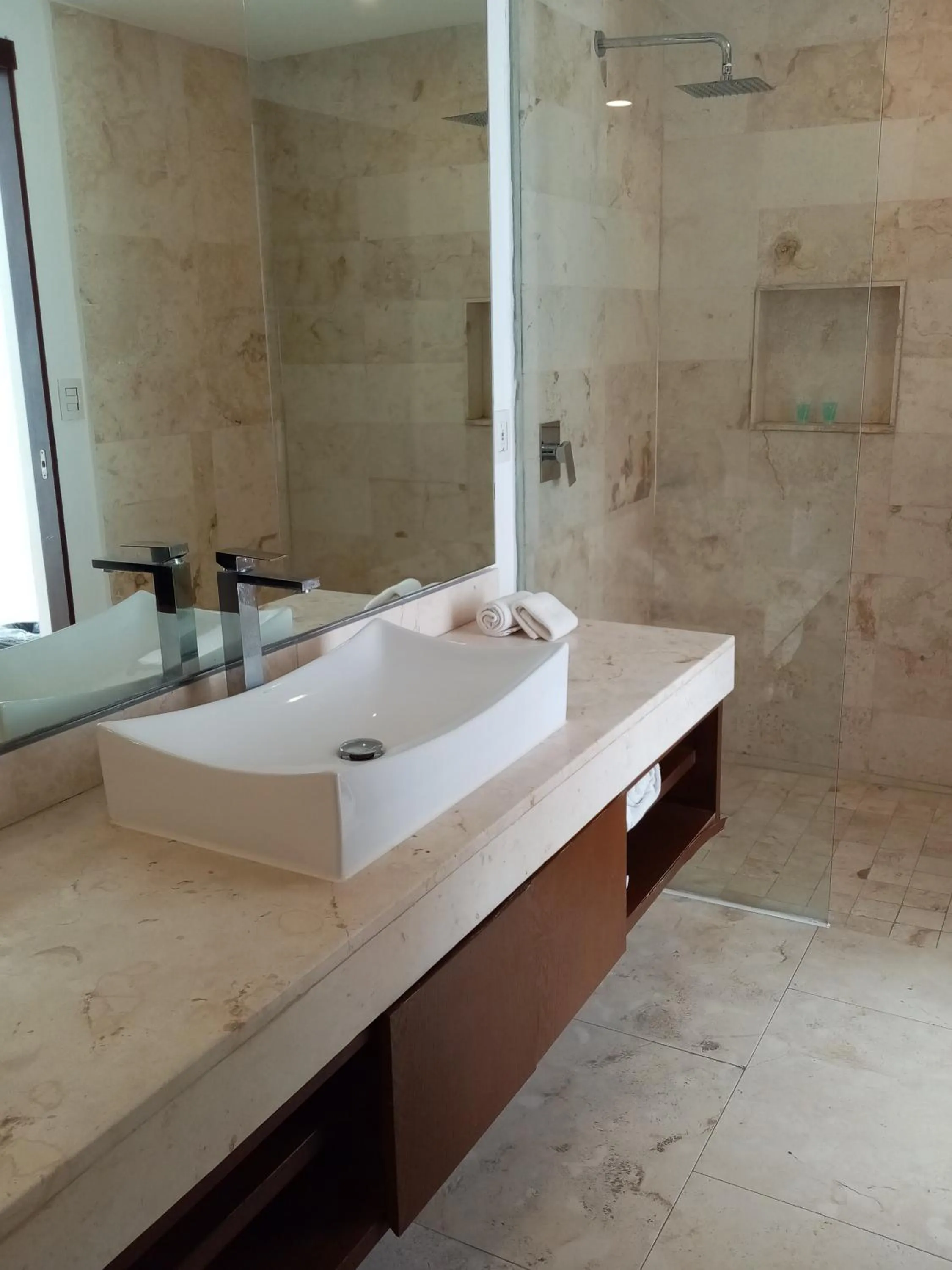 Bathroom in Anah Suites