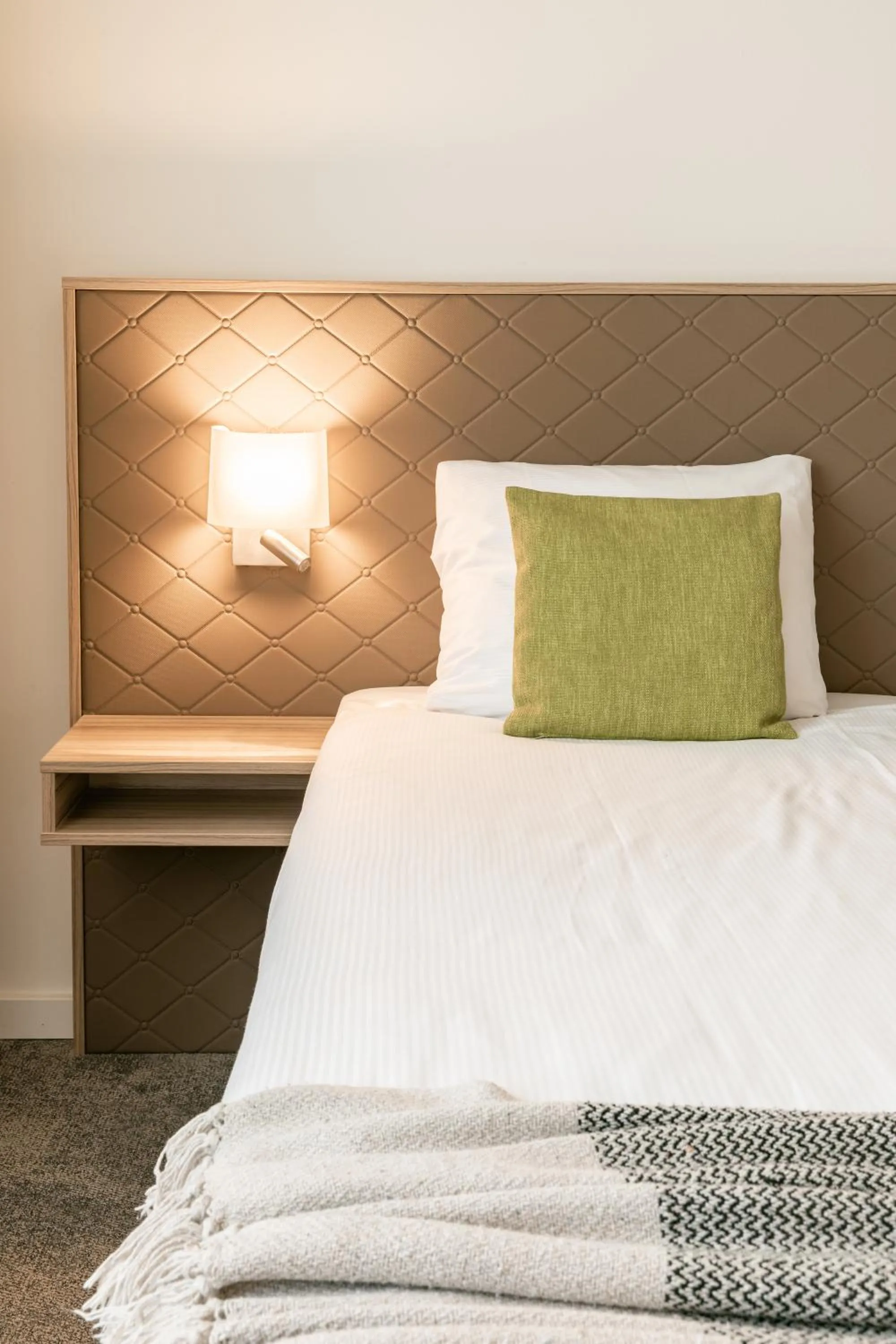 Bed in Churchill hotel Terneuzen