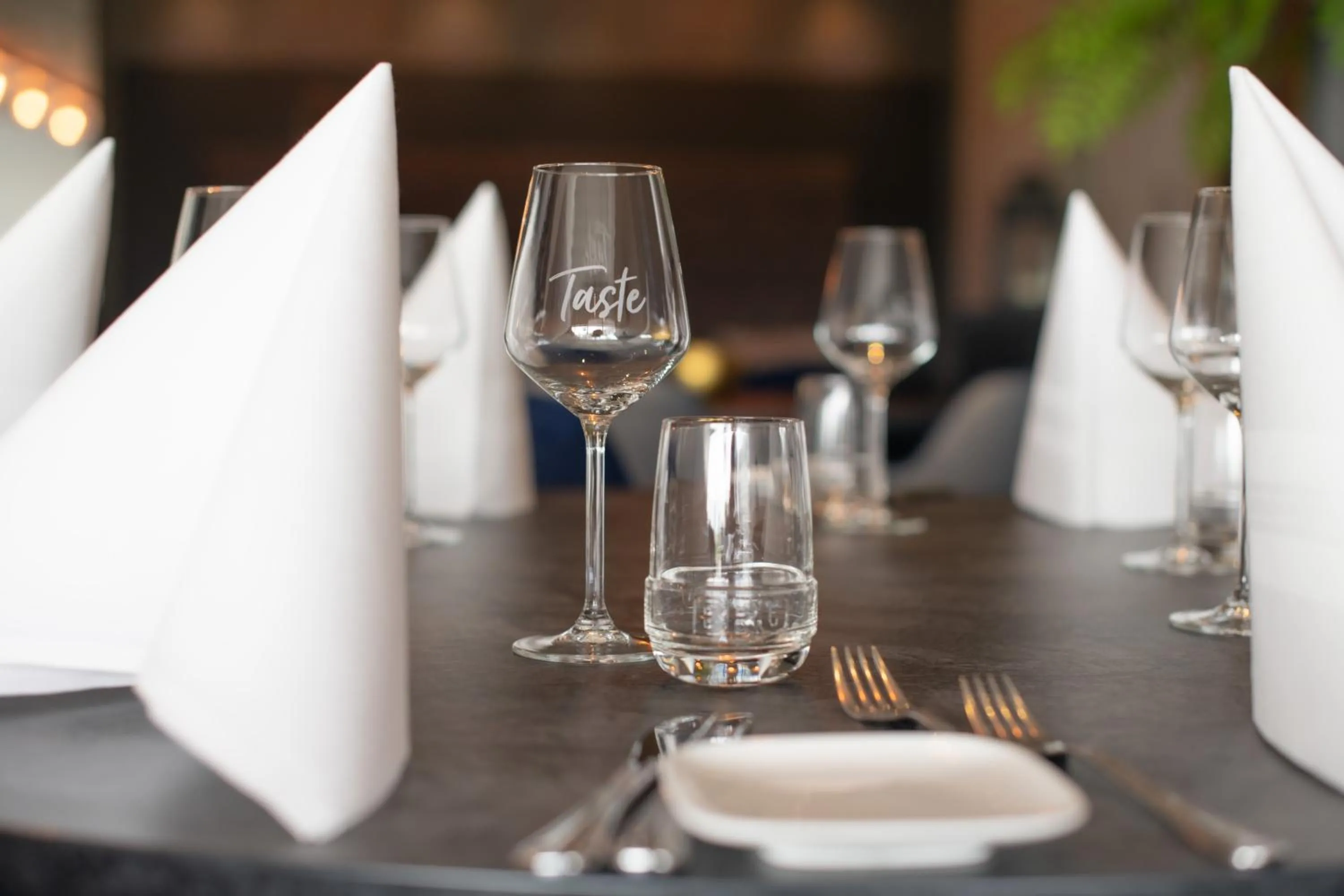 Restaurant/places to eat in Churchill hotel Terneuzen