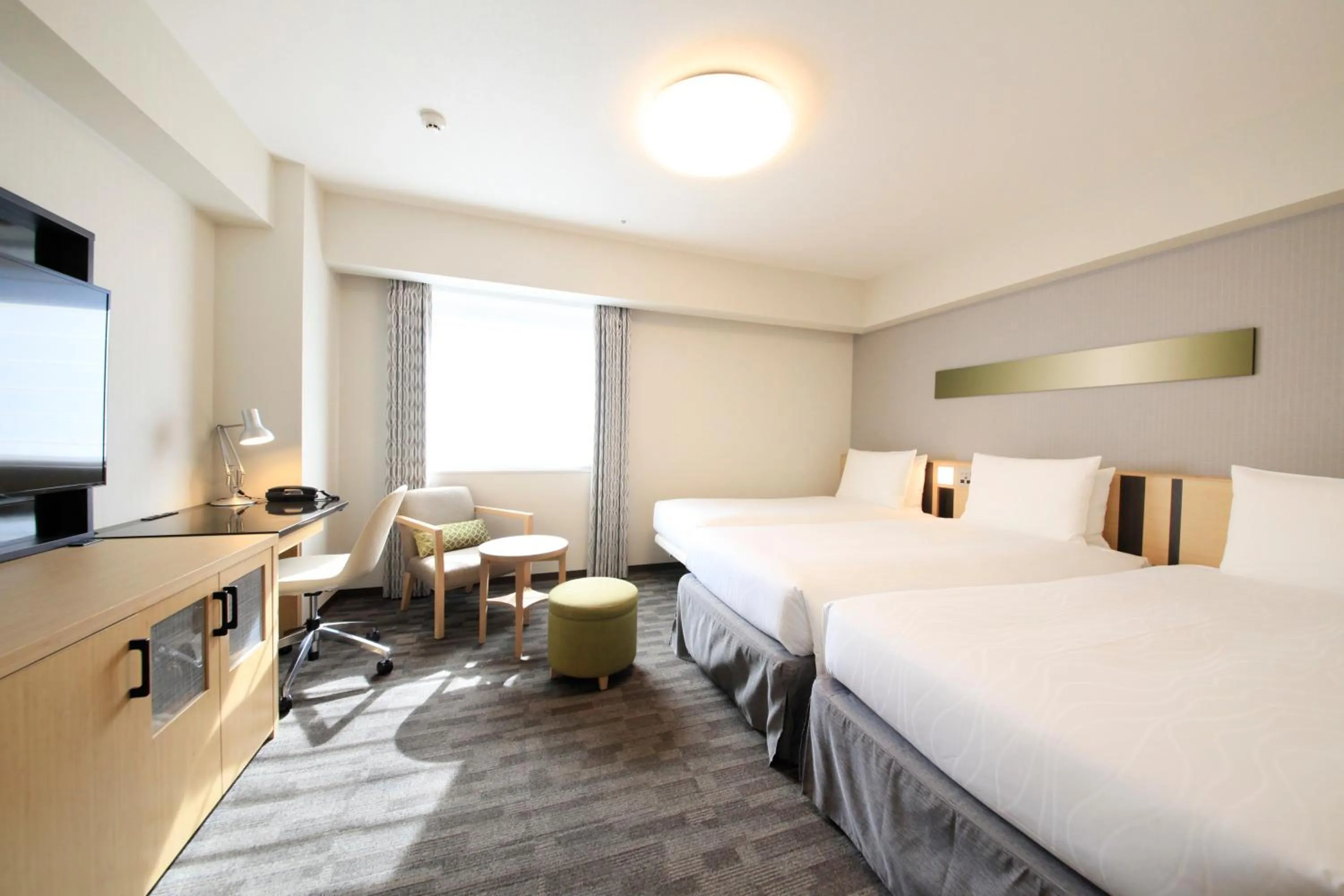 Photo of the whole room, Bed in Richmond Hotel Tokyo Suidobashi