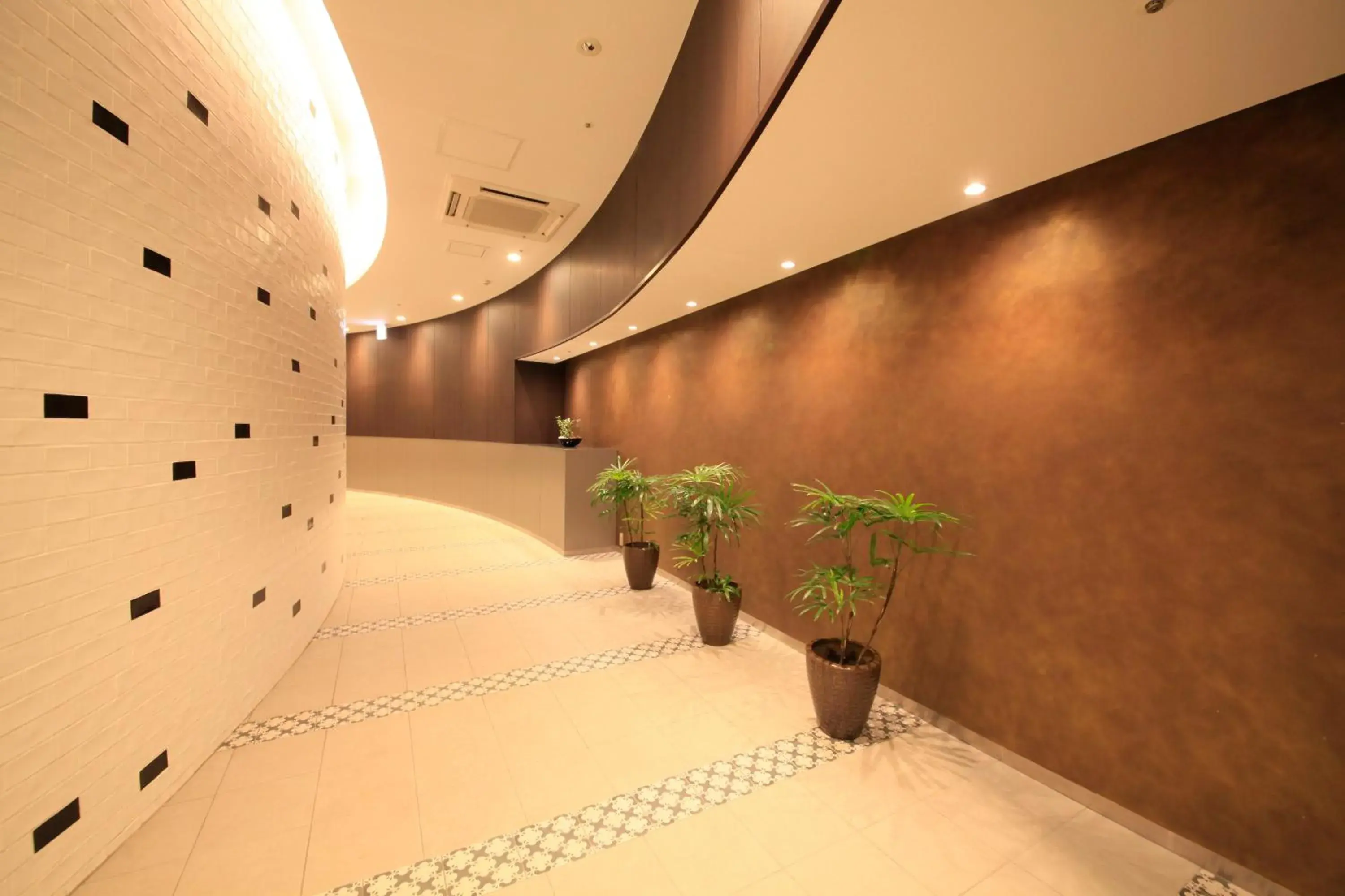 Facade/entrance in Richmond Hotel Tokyo Suidobashi Facade/entrance in Richmond Hotel Tokyo Suidobashi