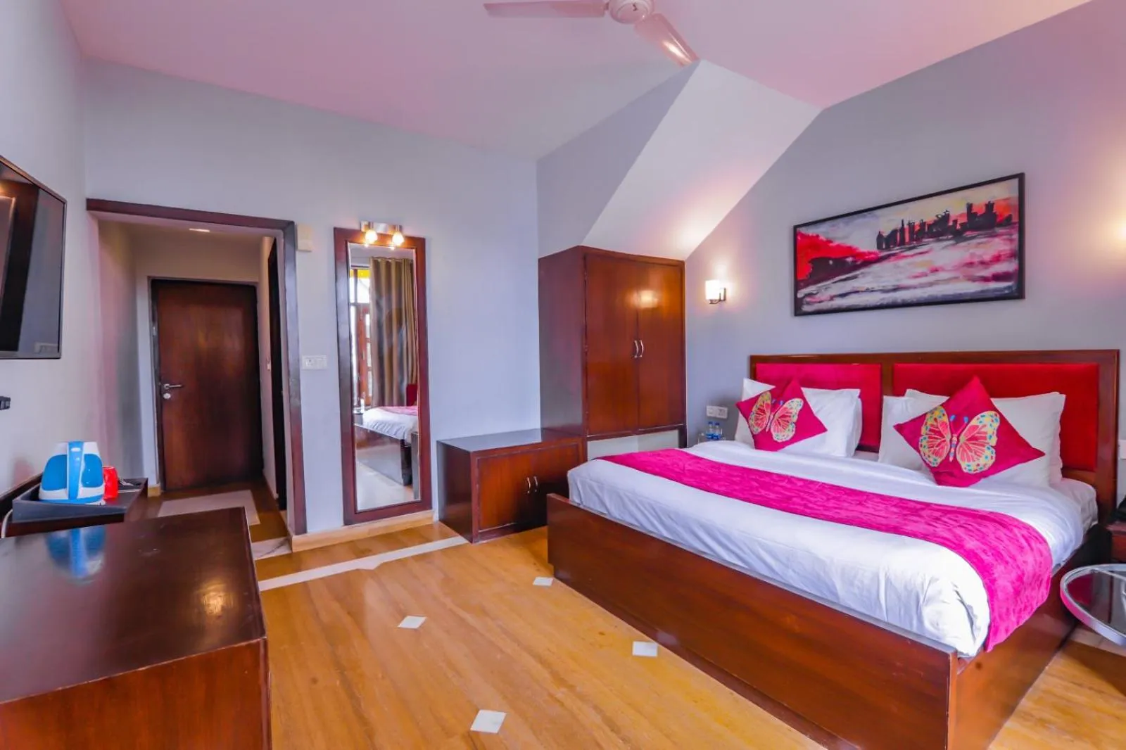 Bed in Green N Breeze Resorts Mussoorie