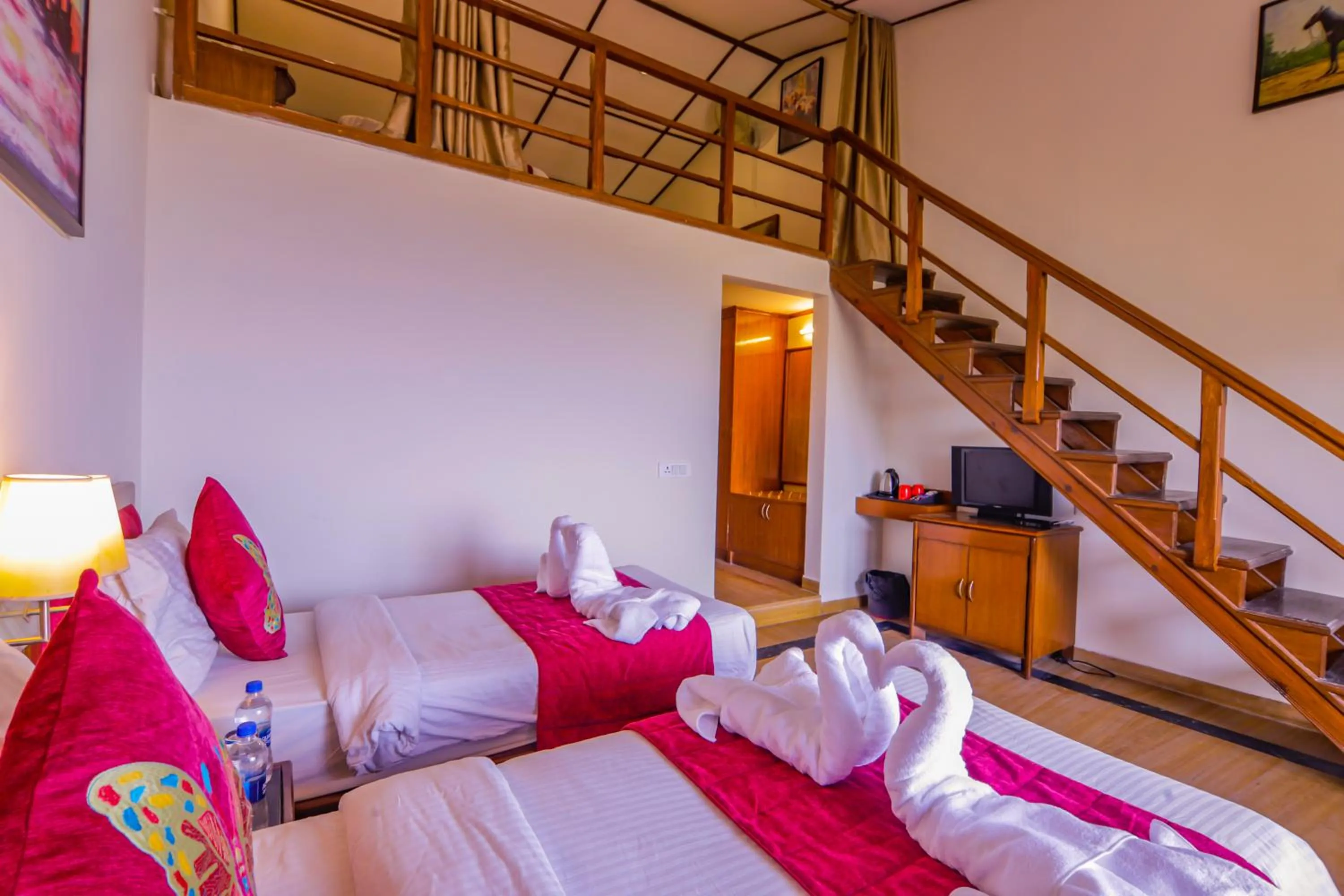 Bed in Green N Breeze Resorts Mussoorie