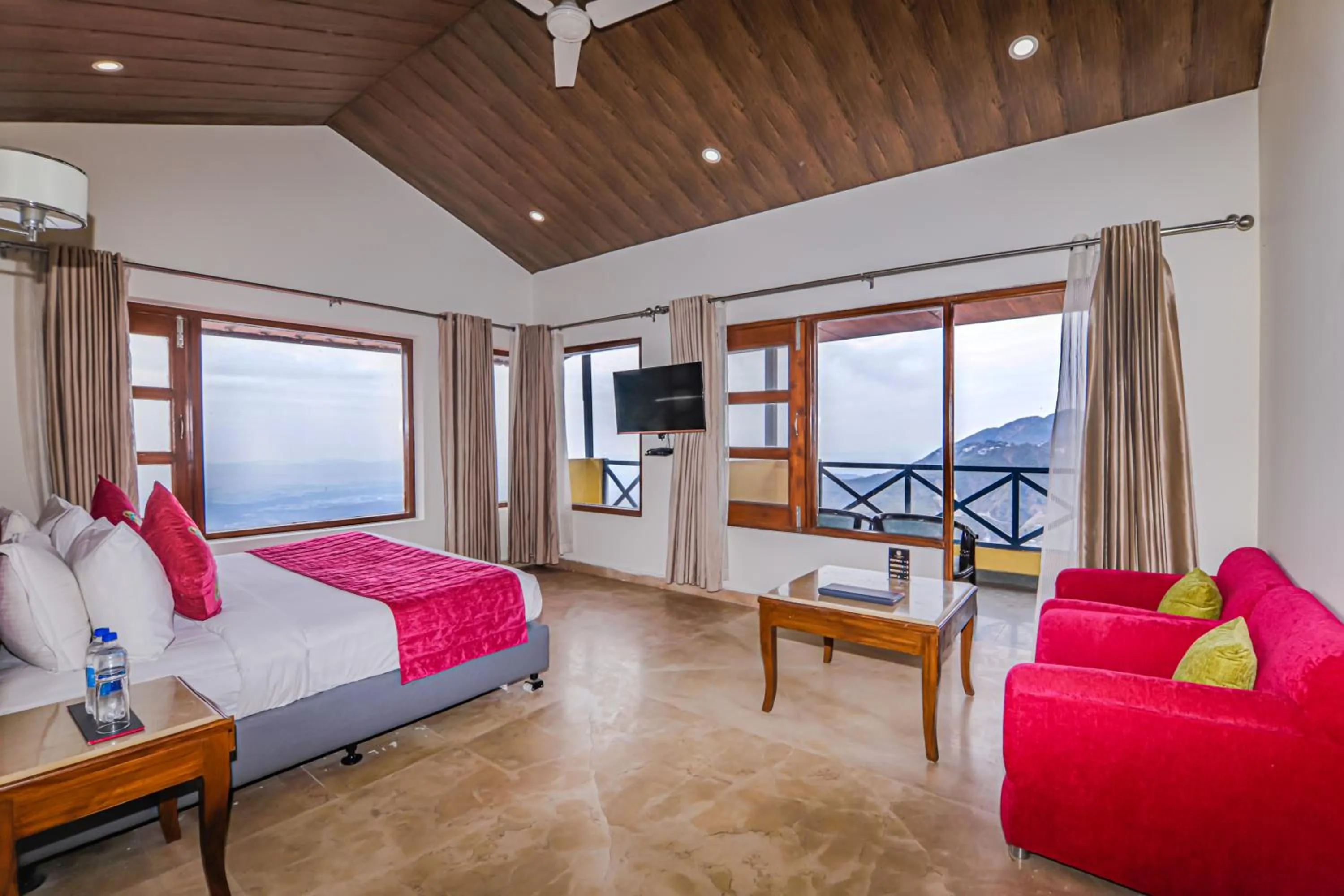 Bed in Green N Breeze Resorts Mussoorie