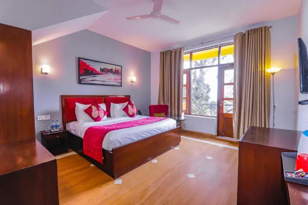 Bed in Green N Breeze Resorts Mussoorie Bed in Green N Breeze Resorts Mussoorie