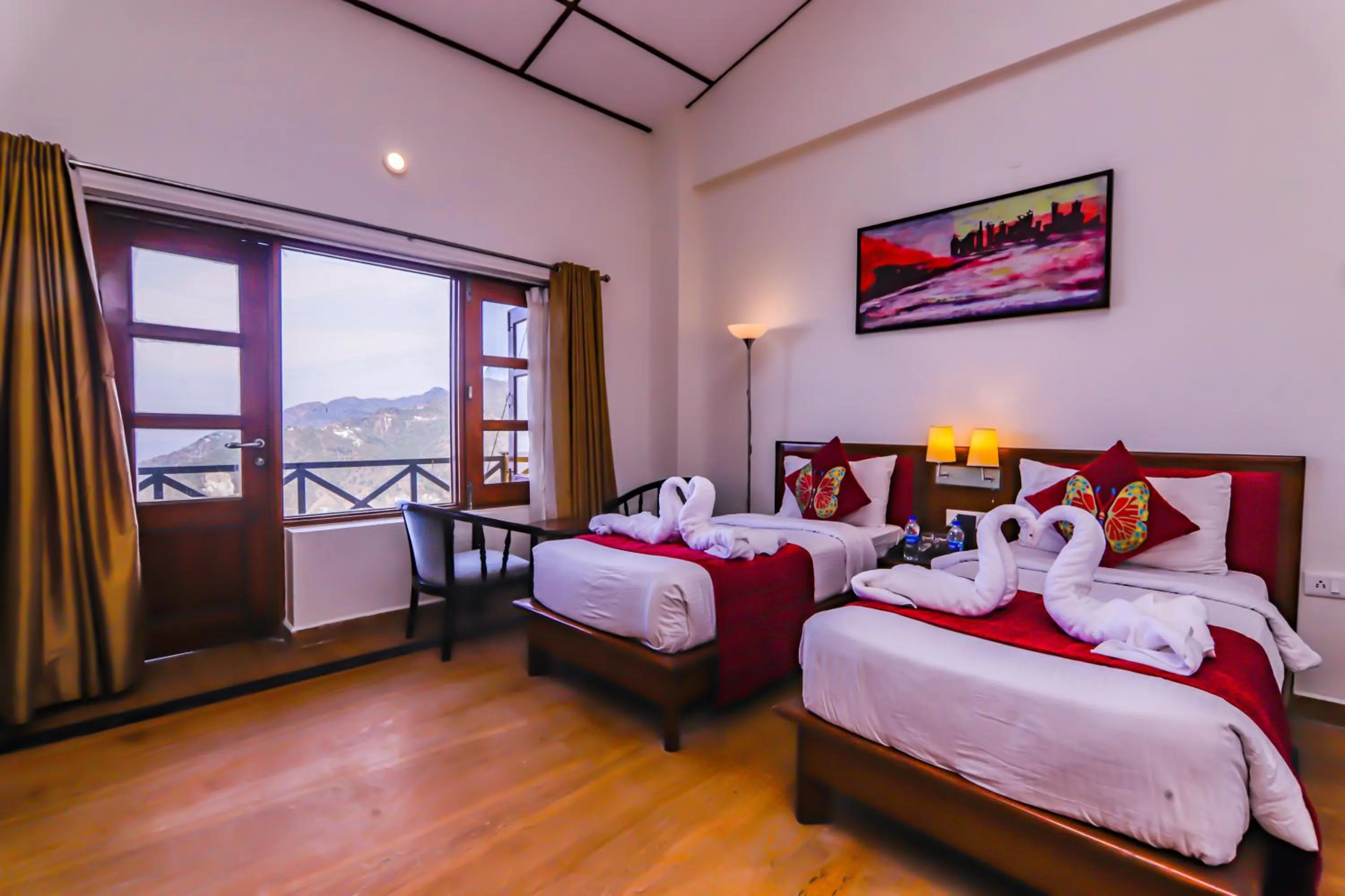 Bed in Green N Breeze Resorts Mussoorie